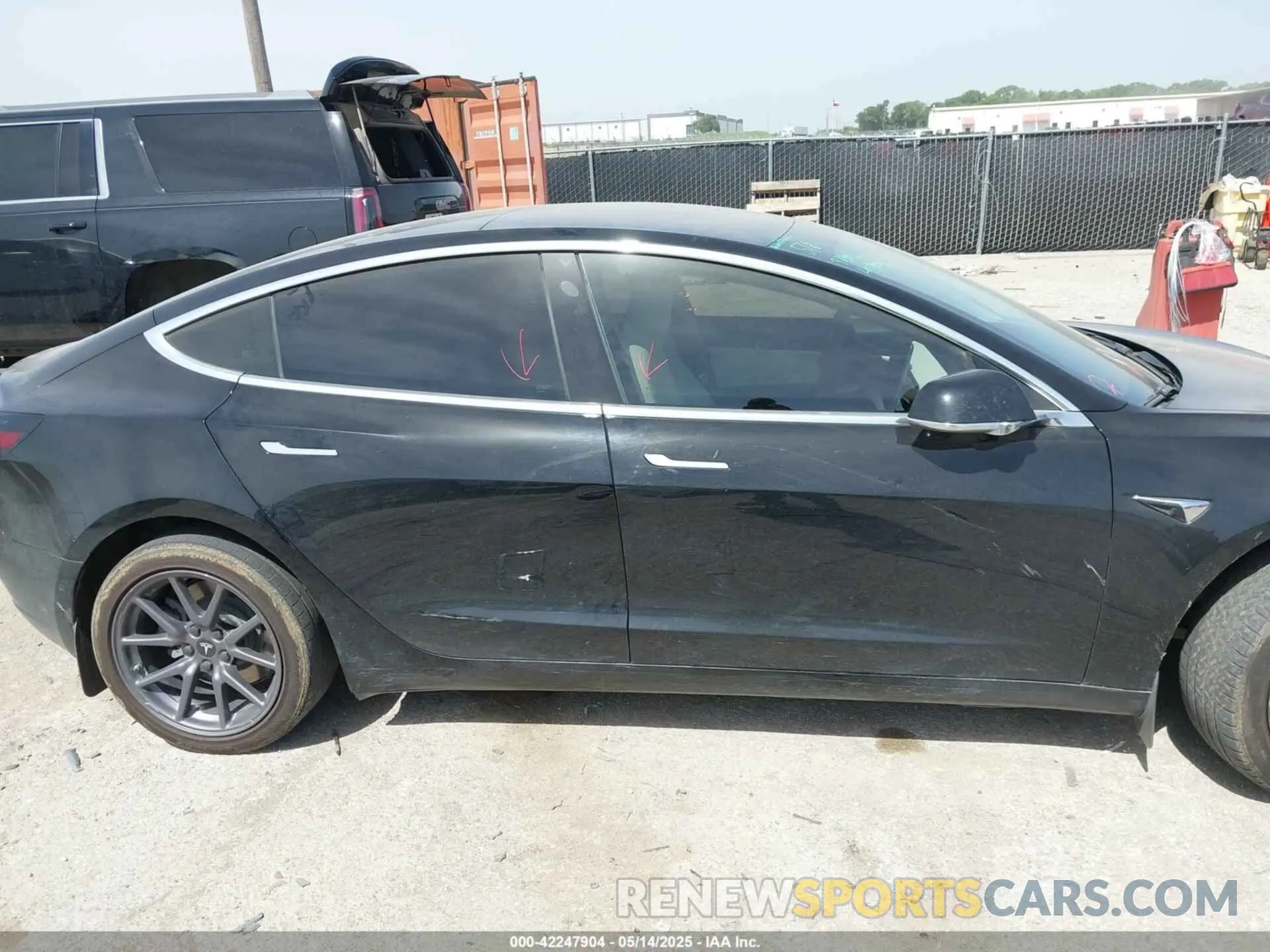 13 Photograph of a damaged car 5YJ3E1EAXKF312000 TESLA MODEL 3 2019