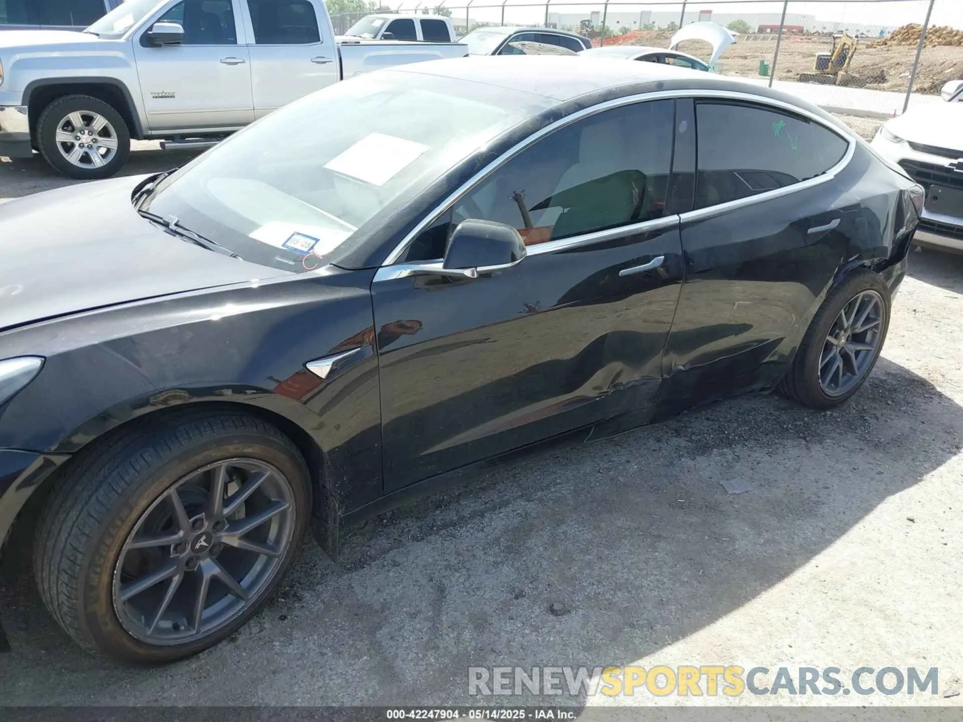 6 Photograph of a damaged car 5YJ3E1EAXKF312000 TESLA MODEL 3 2019