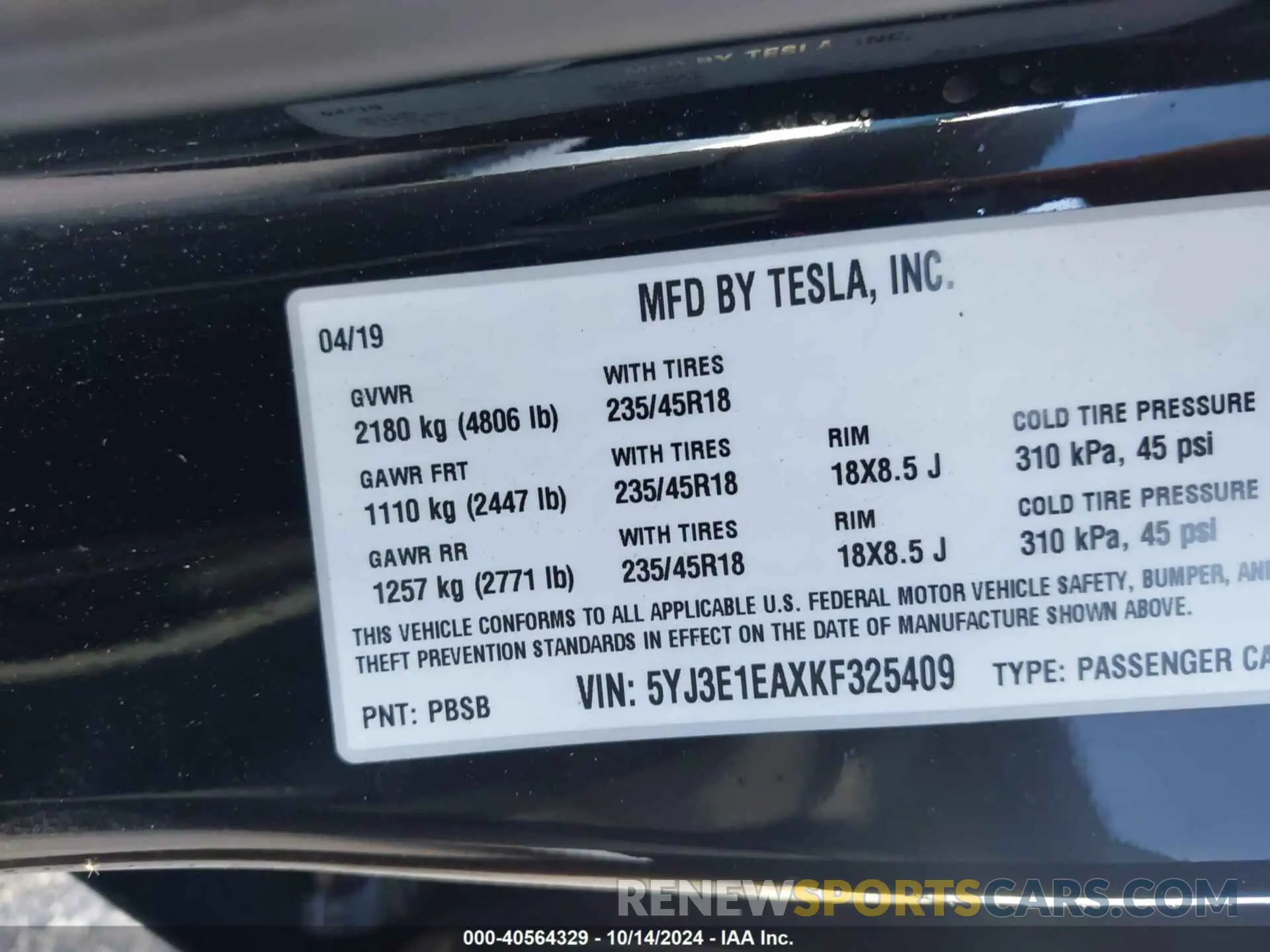 9 Photograph of a damaged car 5YJ3E1EAXKF325409 TESLA MODEL 3 2019