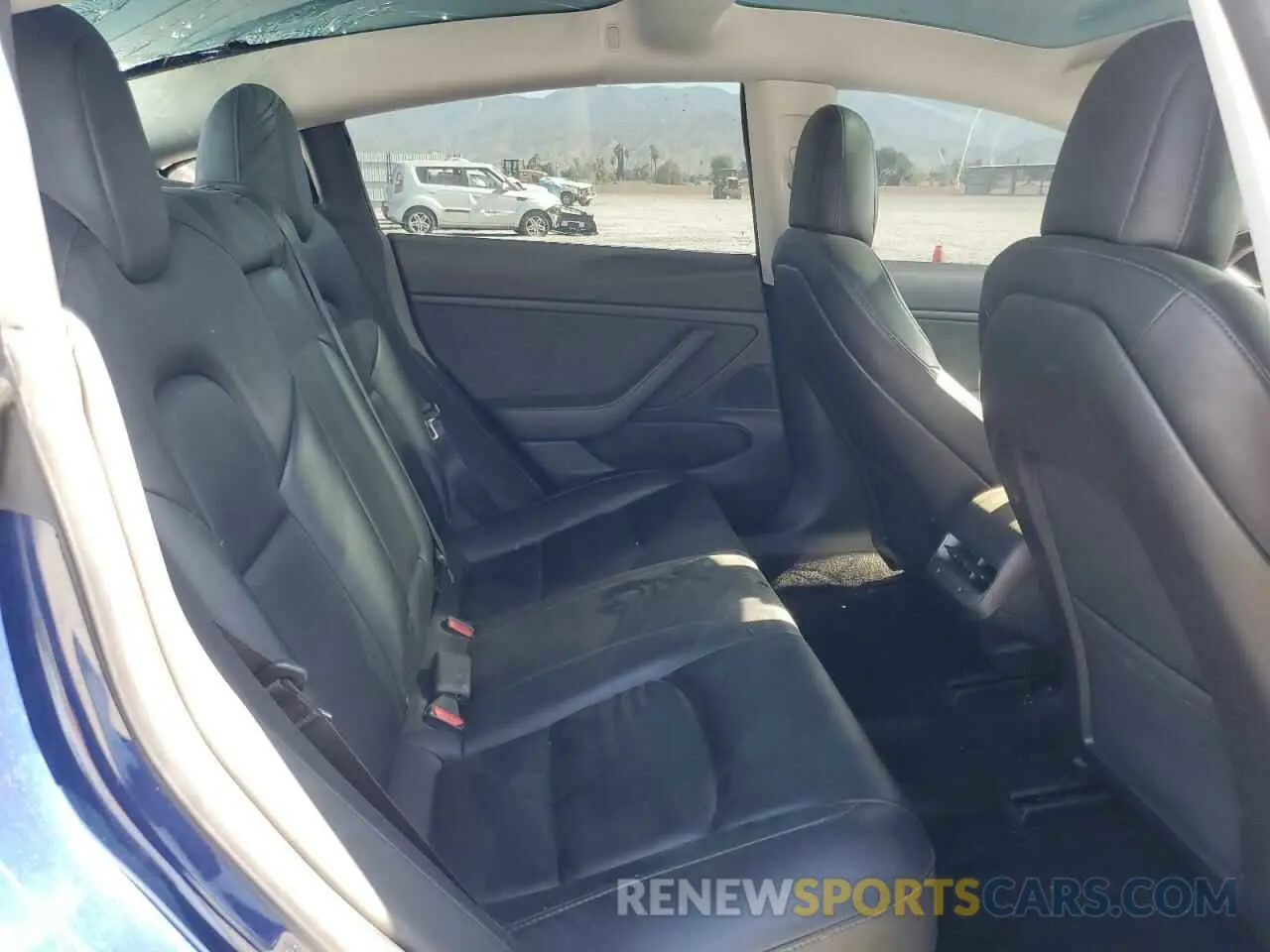 10 Photograph of a damaged car 5YJ3E1EAXKF326088 TESLA MODEL 3 2019