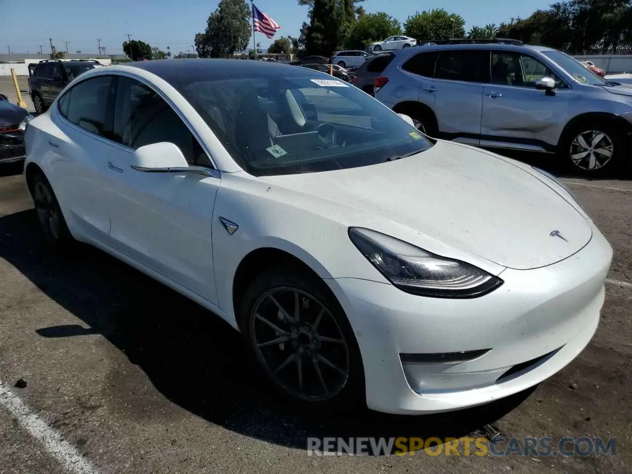 4 Photograph of a damaged car 5YJ3E1EAXKF328326 TESLA MODEL 3 2019
