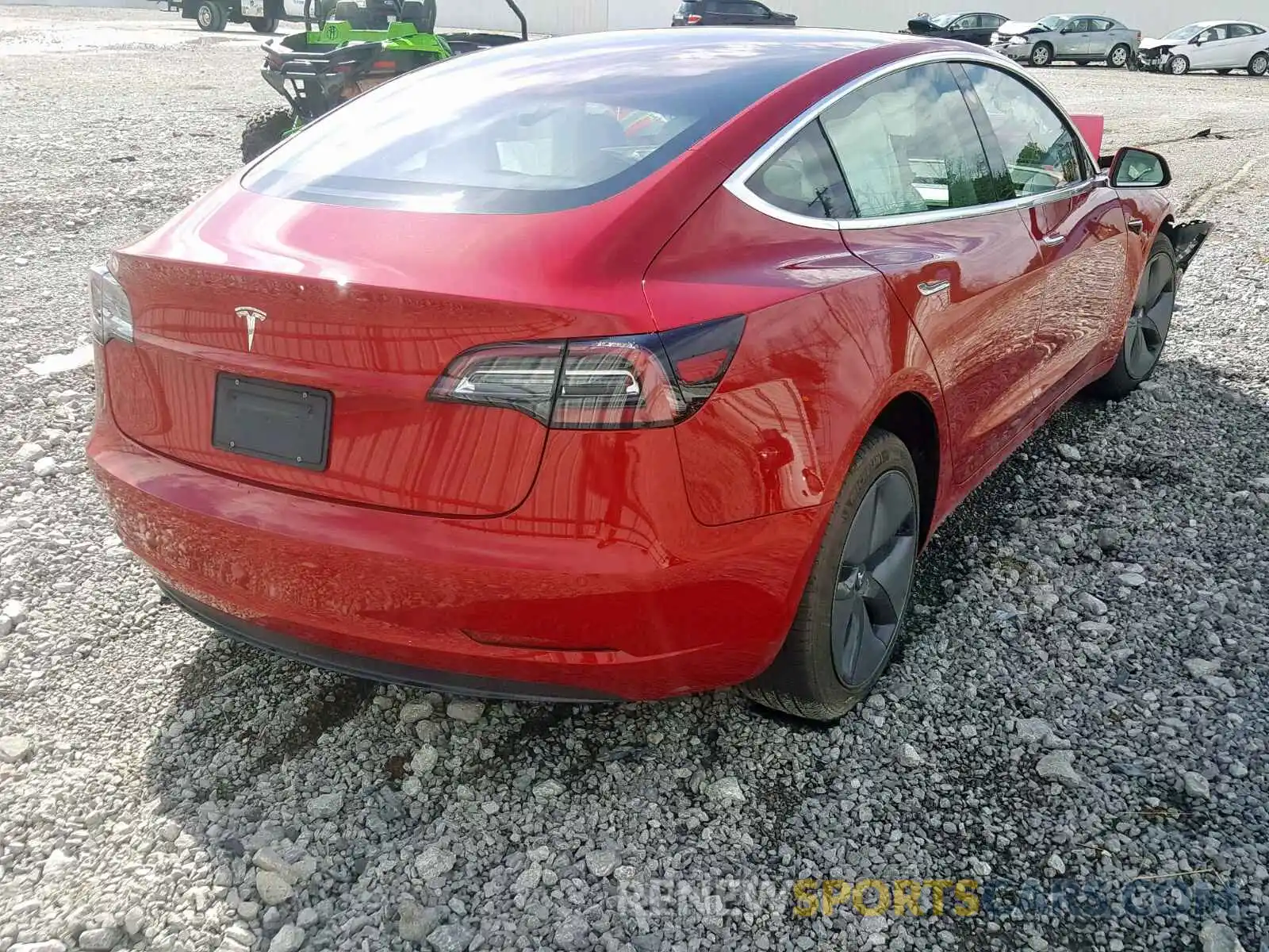 4 Photograph of a damaged car 5YJ3E1EAXKF332392 TESLA MODEL 3 2019