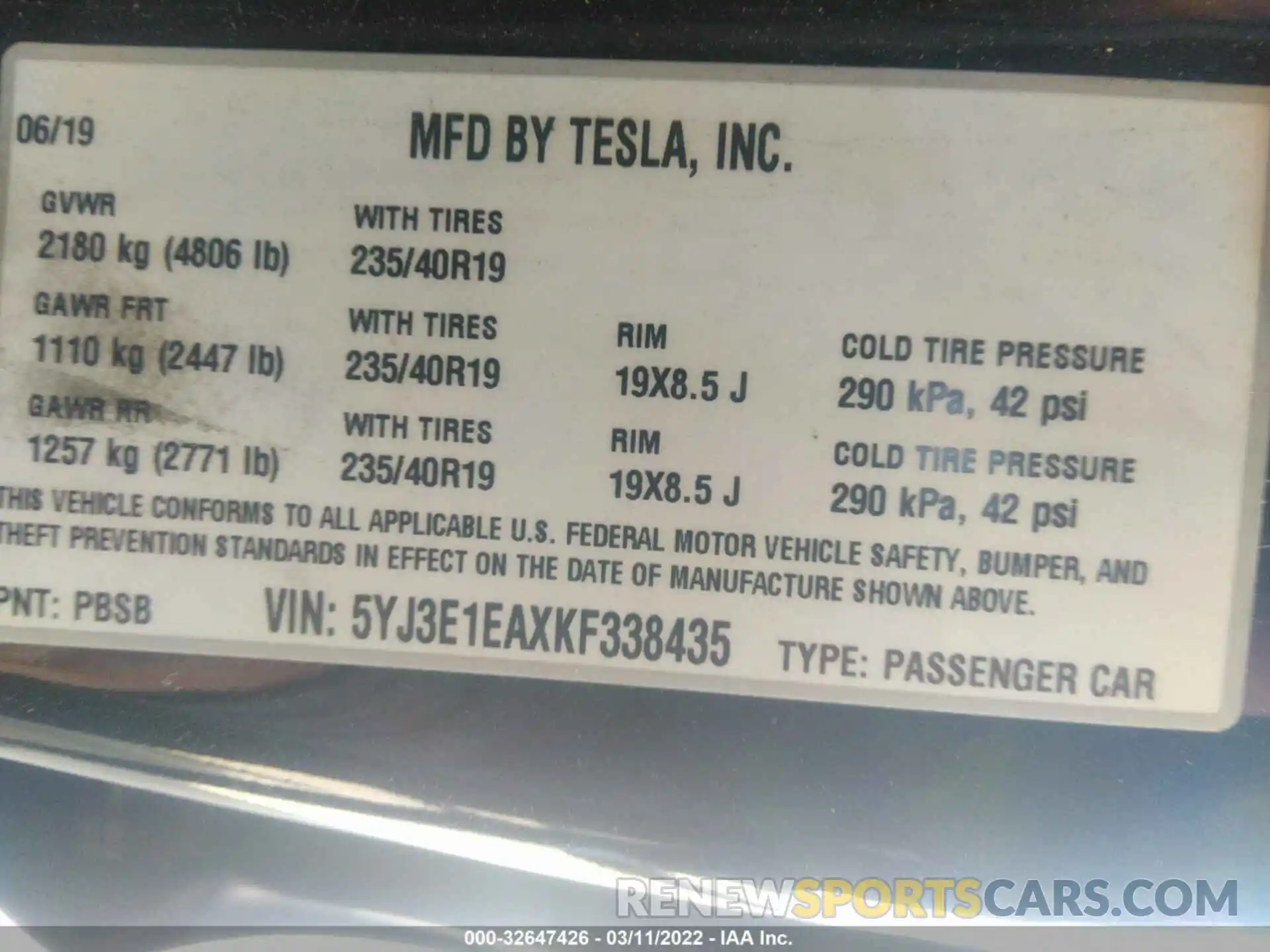 9 Photograph of a damaged car 5YJ3E1EAXKF338435 TESLA MODEL 3 2019