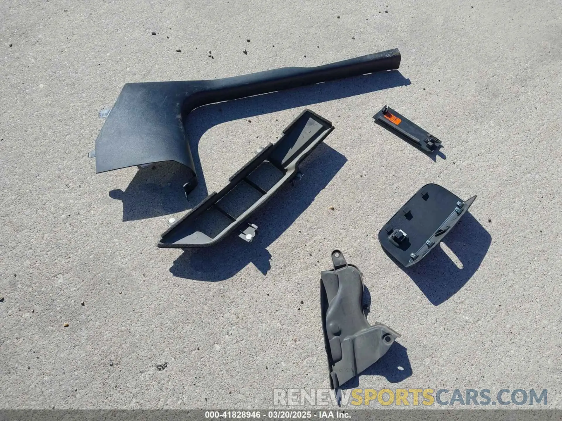 12 Photograph of a damaged car 5YJ3E1EAXKF344817 TESLA MODEL 3 2019