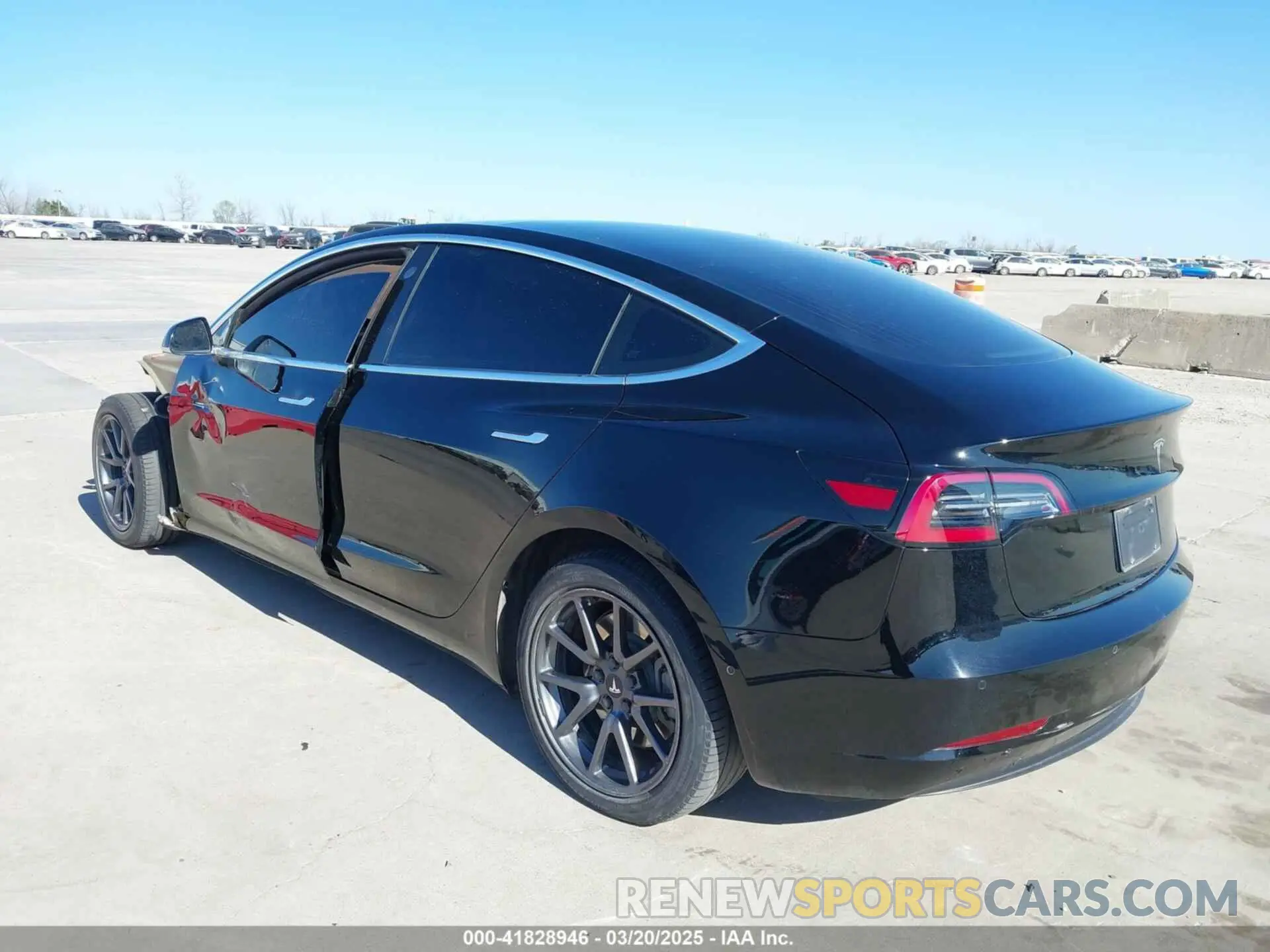 3 Photograph of a damaged car 5YJ3E1EAXKF344817 TESLA MODEL 3 2019