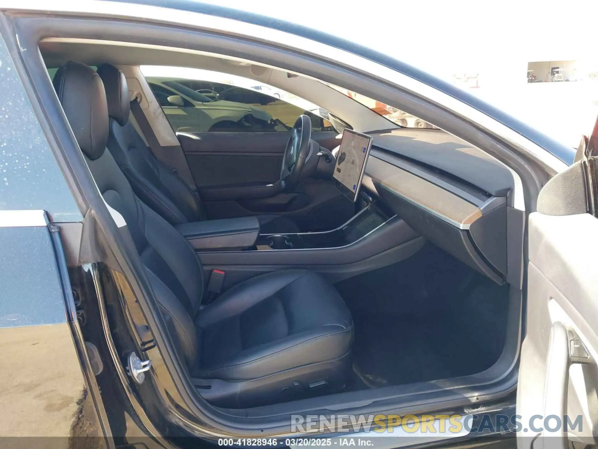 5 Photograph of a damaged car 5YJ3E1EAXKF344817 TESLA MODEL 3 2019