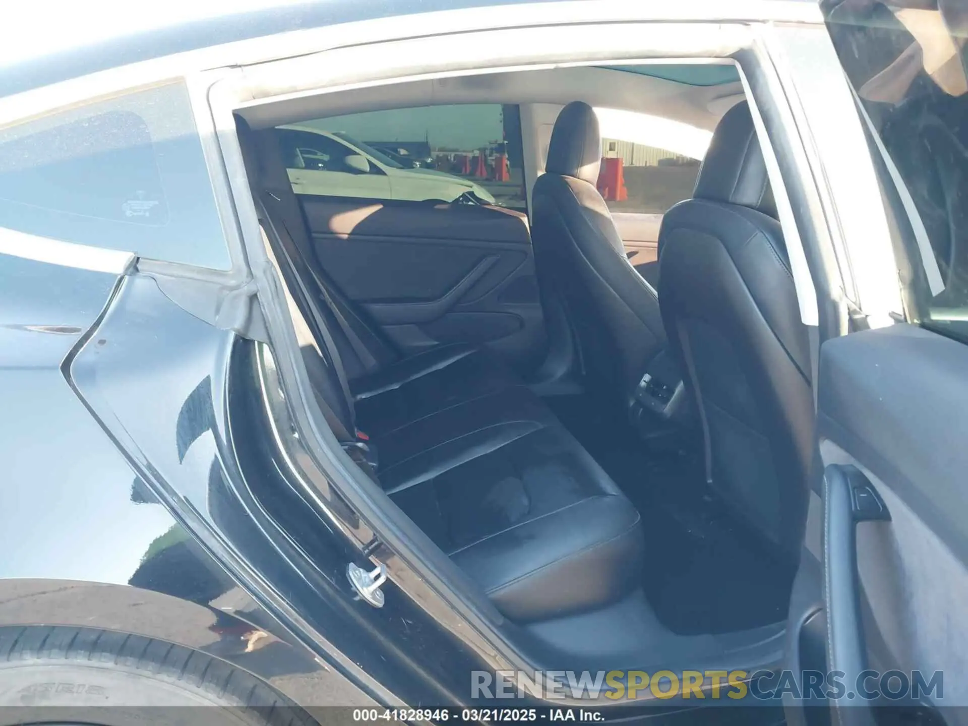 8 Photograph of a damaged car 5YJ3E1EAXKF344817 TESLA MODEL 3 2019