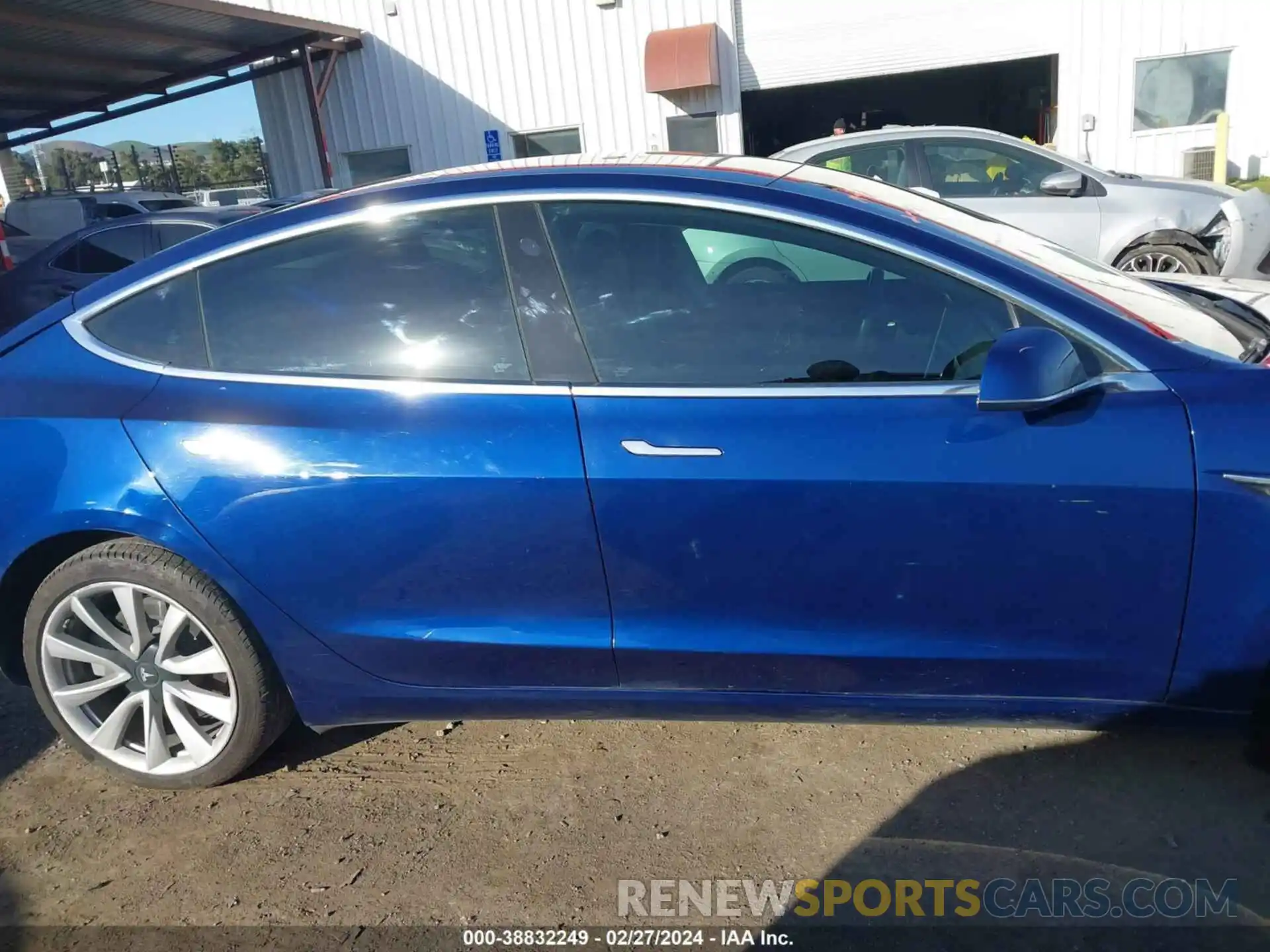 14 Photograph of a damaged car 5YJ3E1EAXKF357678 TESLA MODEL 3 2019