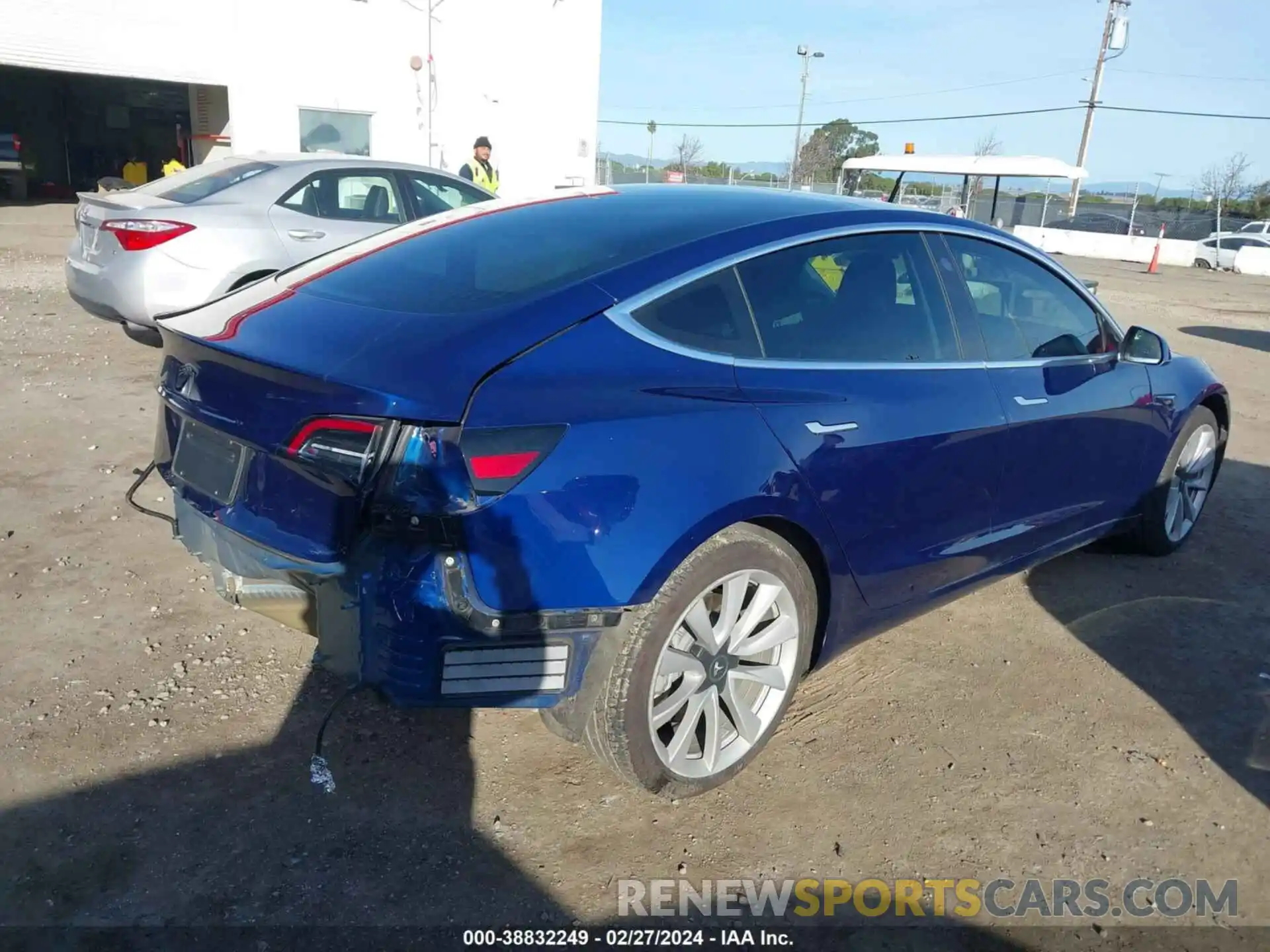 4 Photograph of a damaged car 5YJ3E1EAXKF357678 TESLA MODEL 3 2019