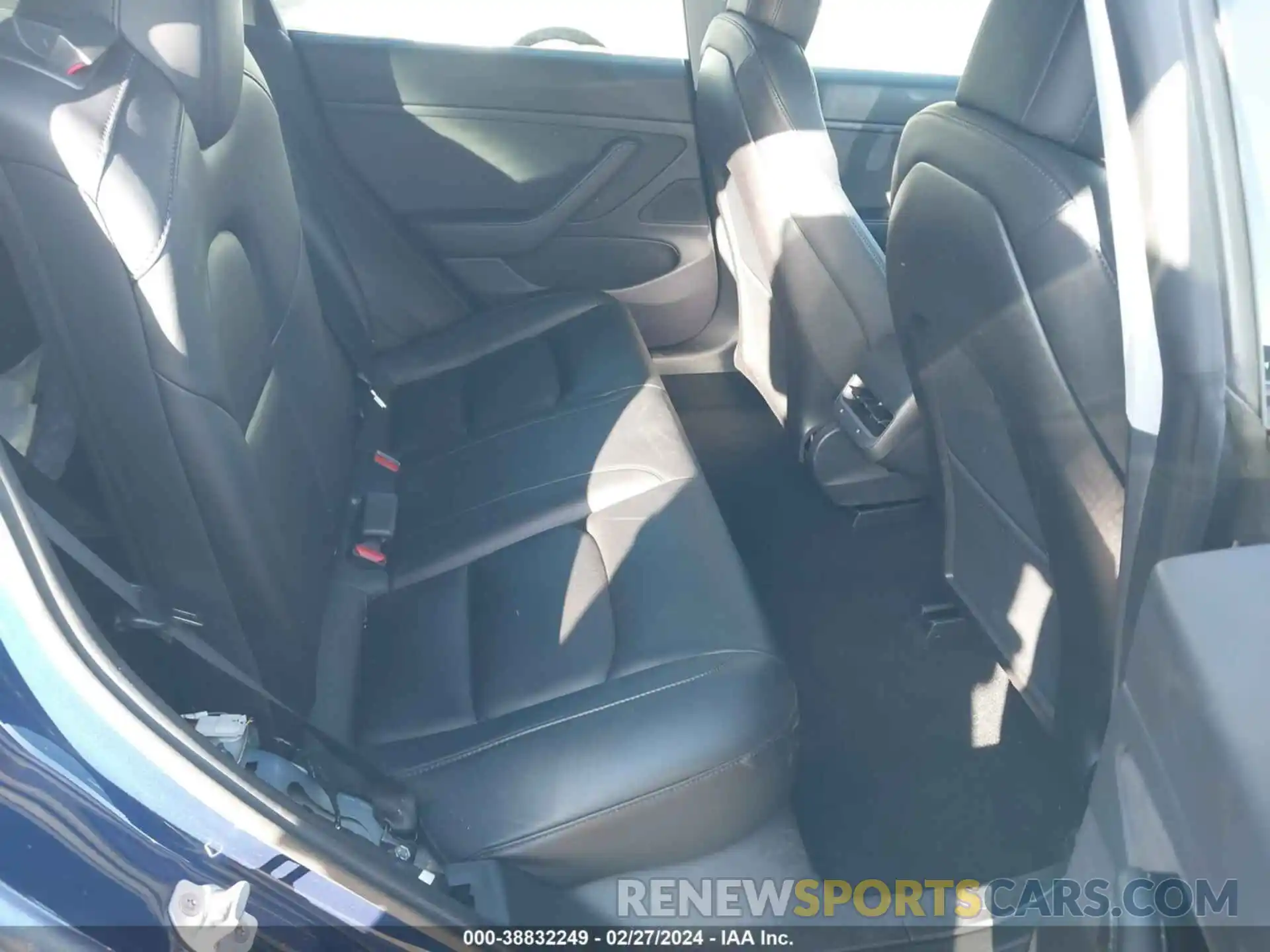 8 Photograph of a damaged car 5YJ3E1EAXKF357678 TESLA MODEL 3 2019