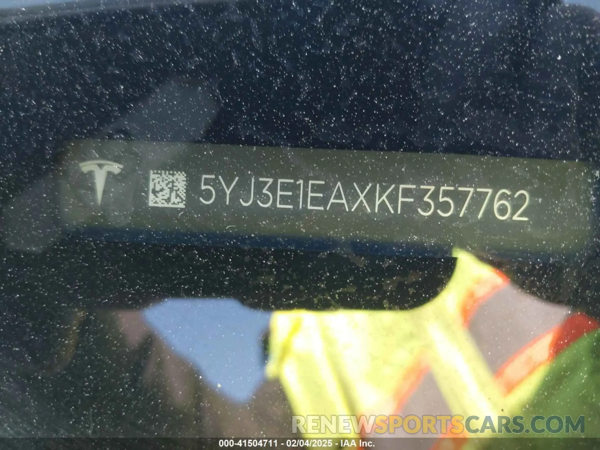 9 Photograph of a damaged car 5YJ3E1EAXKF357762 TESLA MODEL 3 2019