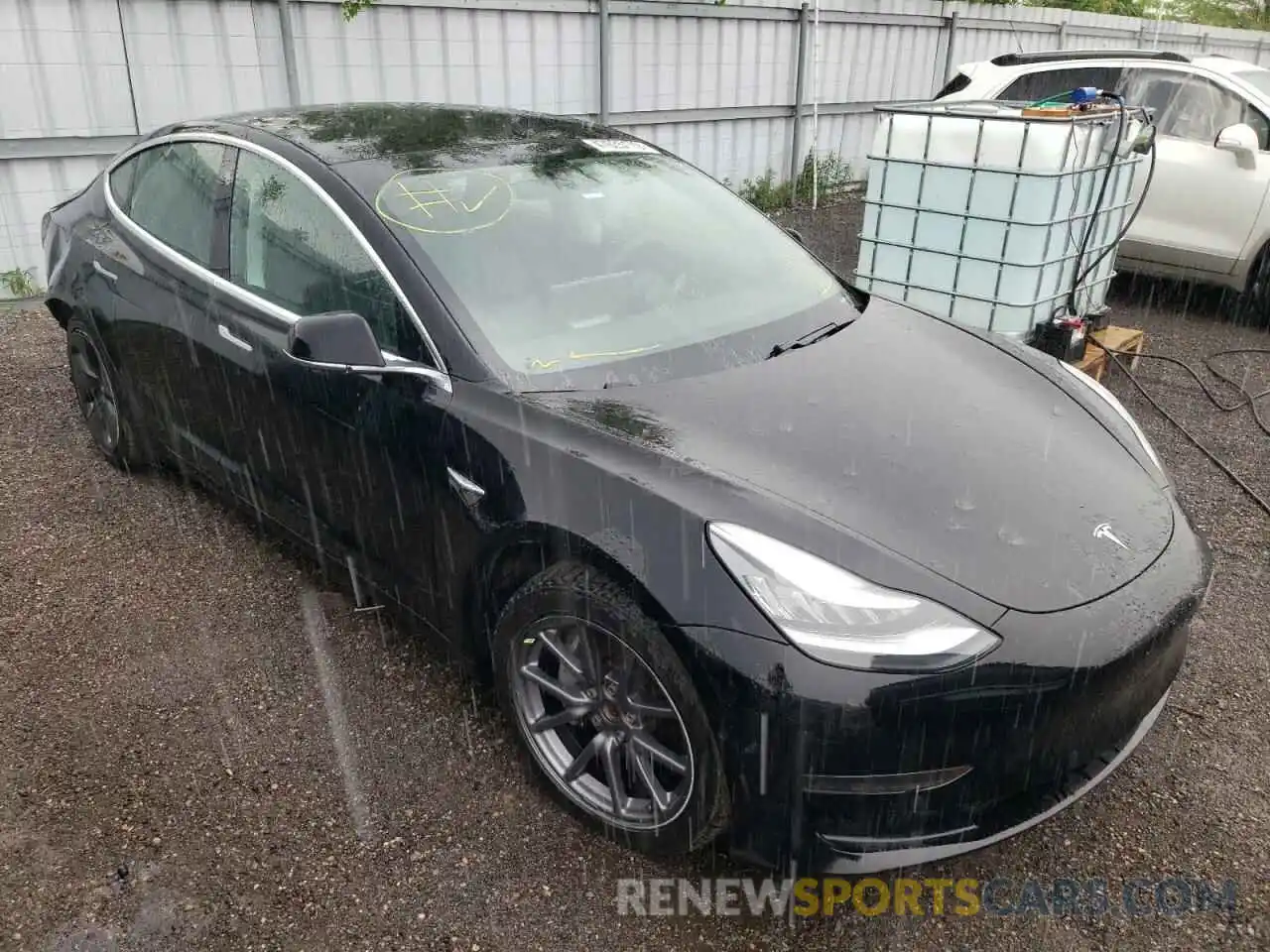 1 Photograph of a damaged car 5YJ3E1EAXKF395881 TESLA MODEL 3 2019