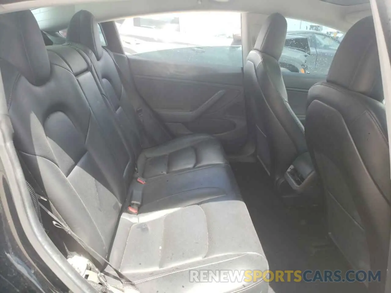 10 Photograph of a damaged car 5YJ3E1EAXKF399199 TESLA MODEL 3 2019