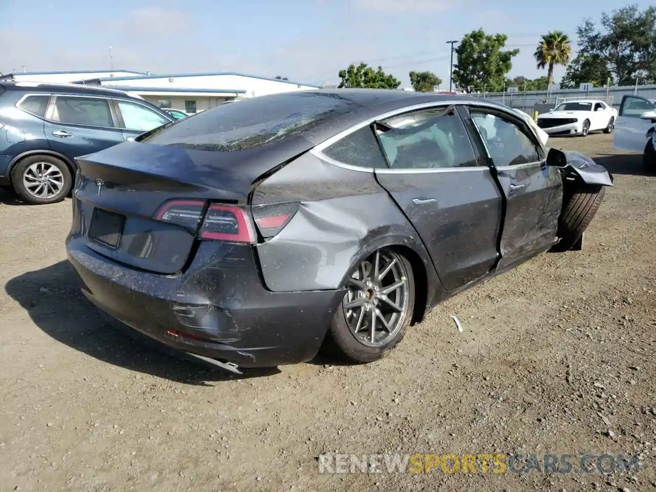 4 Photograph of a damaged car 5YJ3E1EAXKF435327 TESLA MODEL 3 2019