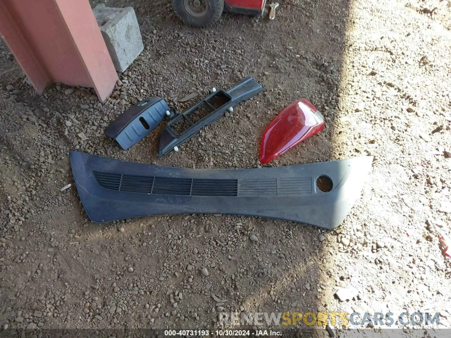 11 Photograph of a damaged car 5YJ3E1EAXKF480221 TESLA MODEL 3 2019