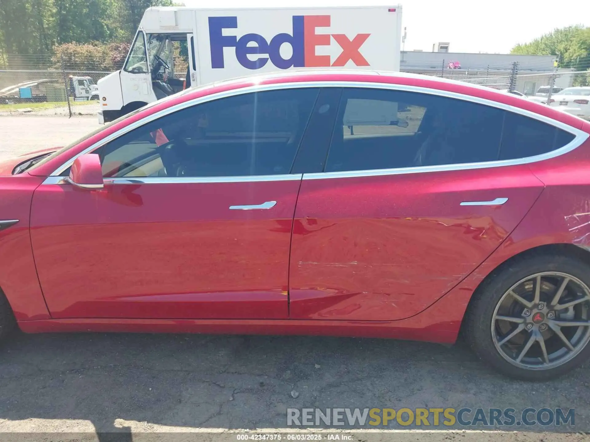14 Photograph of a damaged car 5YJ3E1EAXKF483331 TESLA MODEL 3 2019