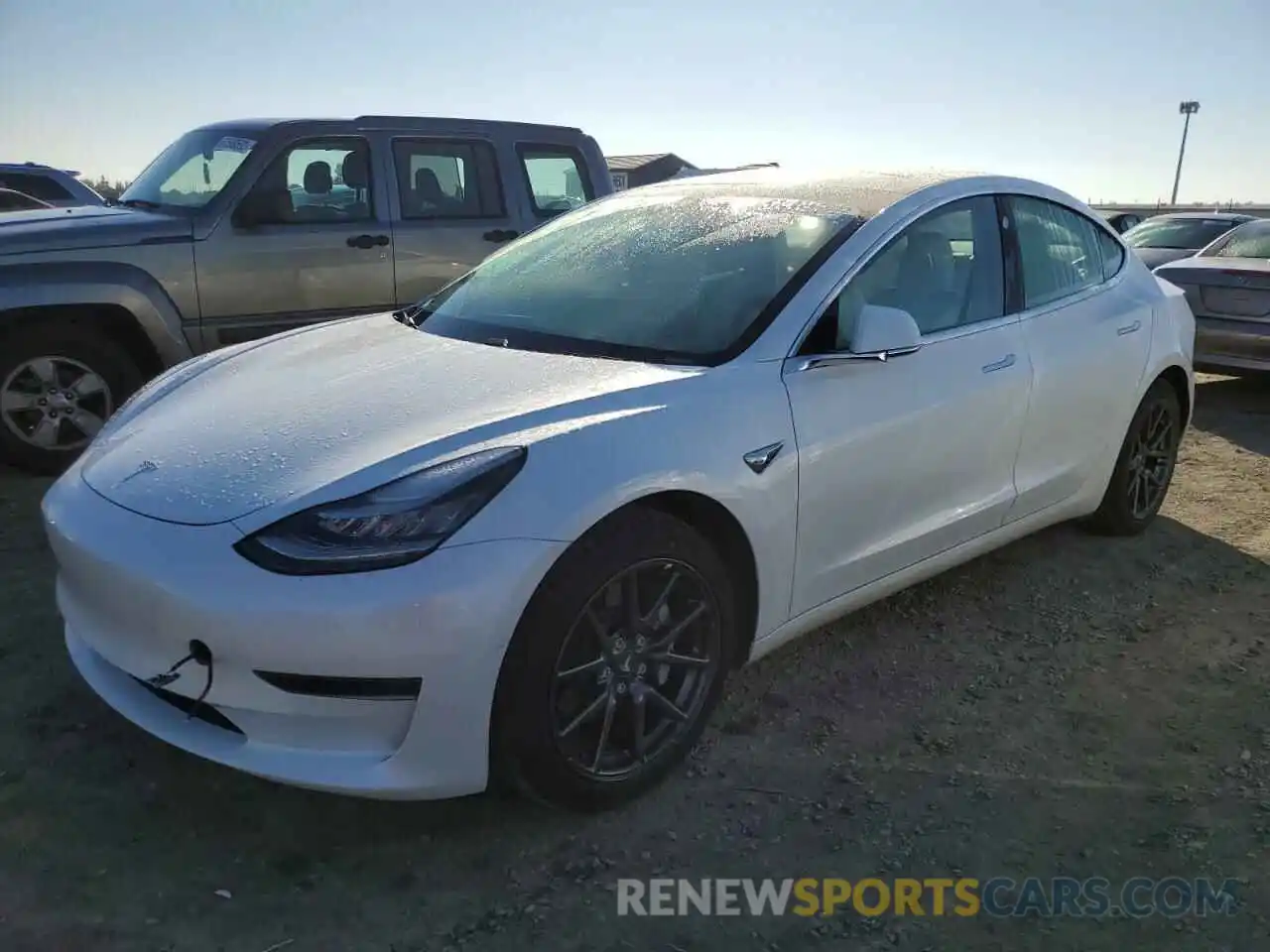 1 Photograph of a damaged car 5YJ3E1EAXKF509572 TESLA MODEL 3 2019