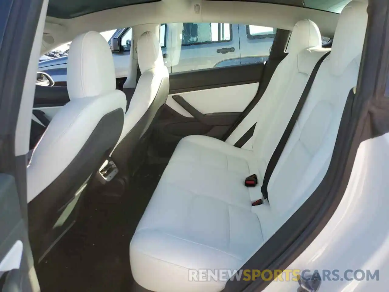 10 Photograph of a damaged car 5YJ3E1EAXKF509572 TESLA MODEL 3 2019