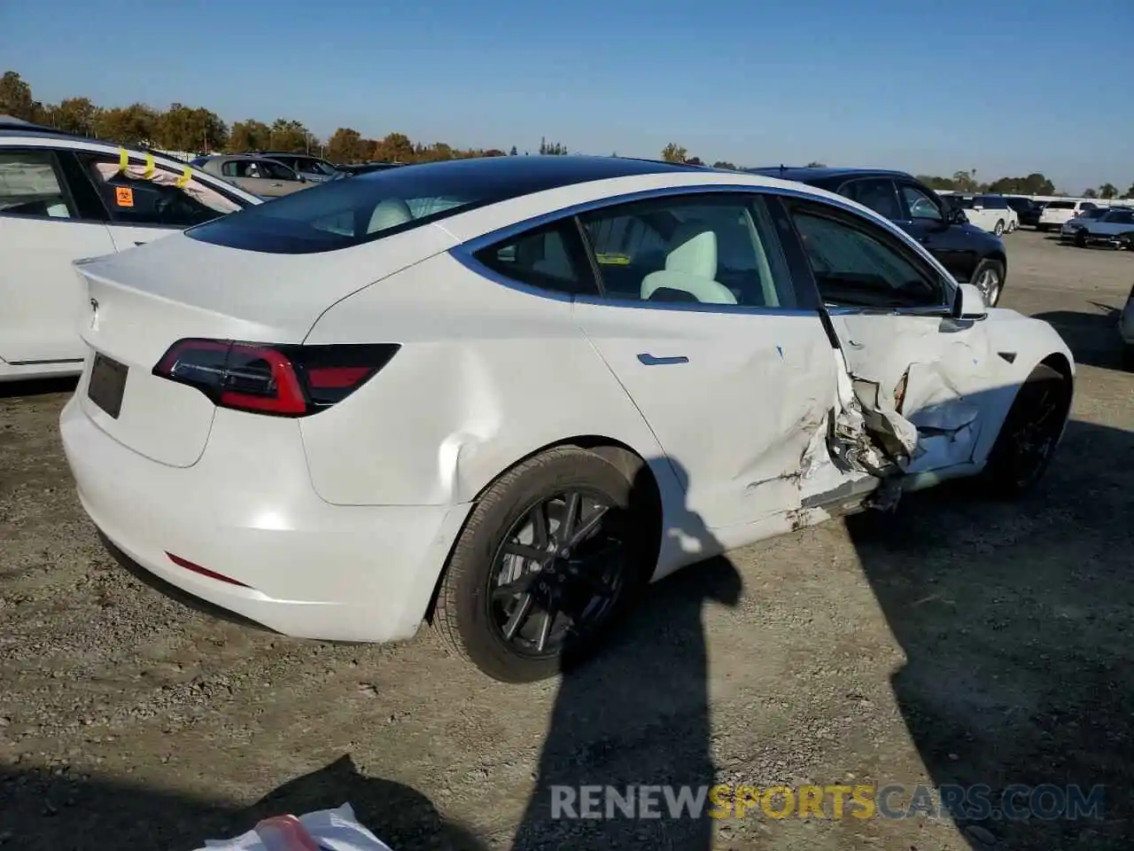 3 Photograph of a damaged car 5YJ3E1EAXKF509572 TESLA MODEL 3 2019