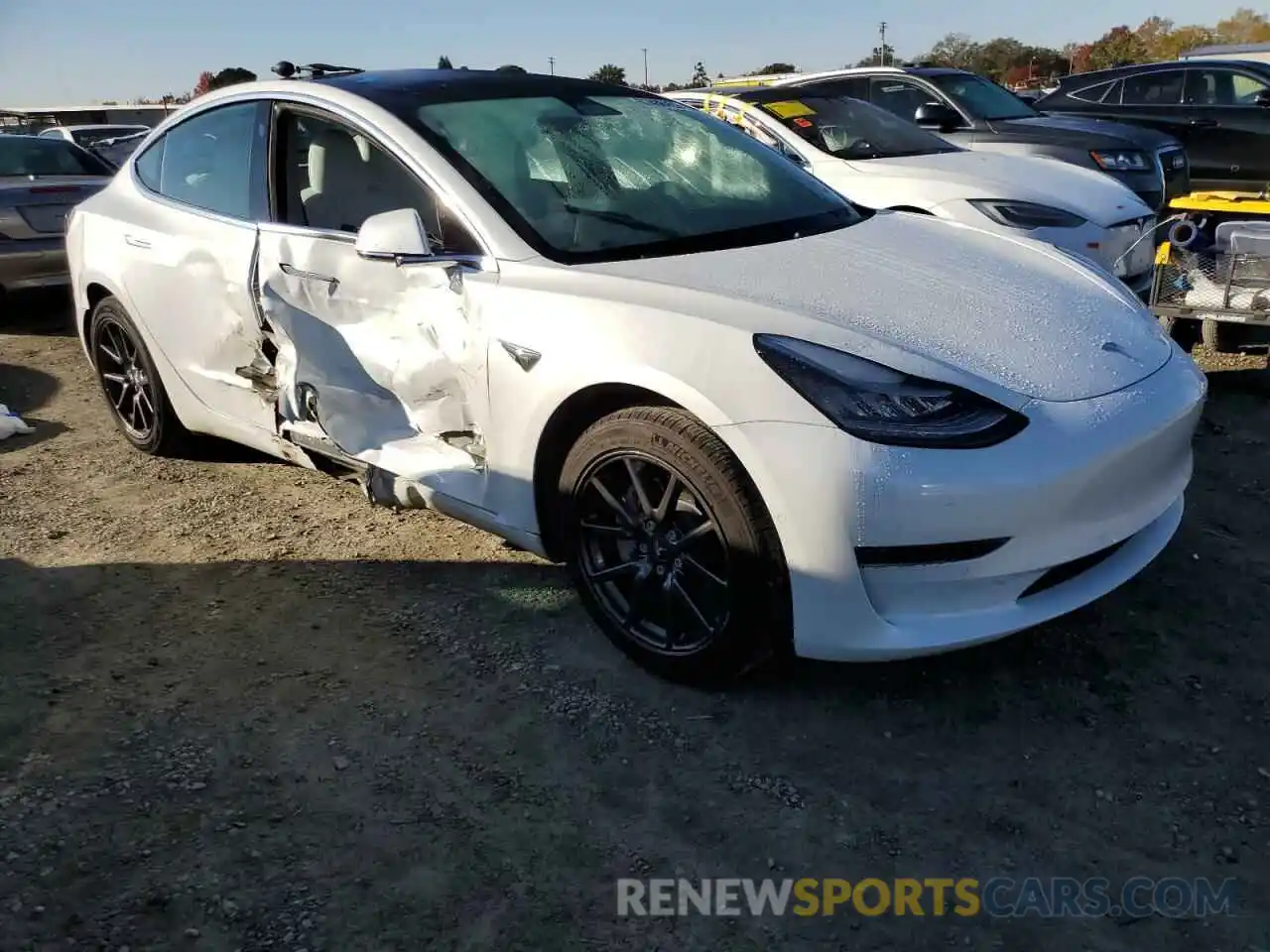 4 Photograph of a damaged car 5YJ3E1EAXKF509572 TESLA MODEL 3 2019