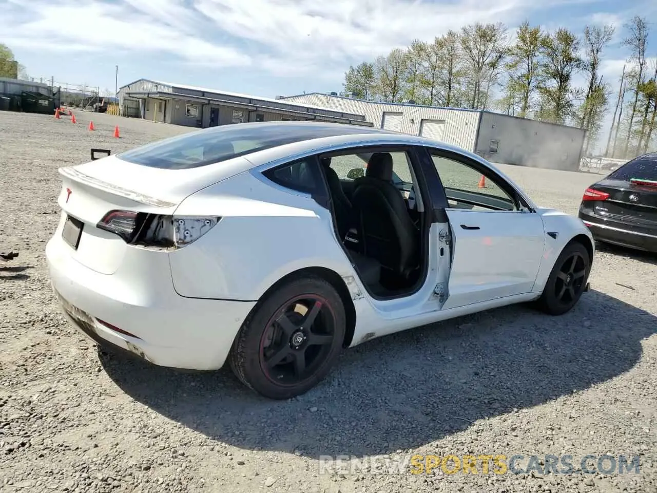 3 Photograph of a damaged car 5YJ3E1EAXKF517882 TESLA MODEL 3 2019