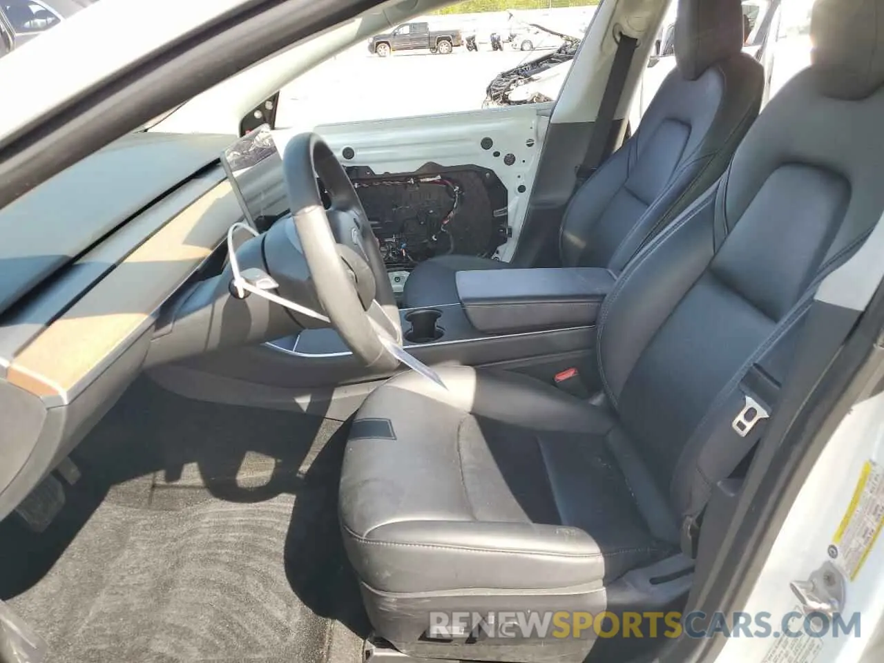 7 Photograph of a damaged car 5YJ3E1EAXKF517882 TESLA MODEL 3 2019