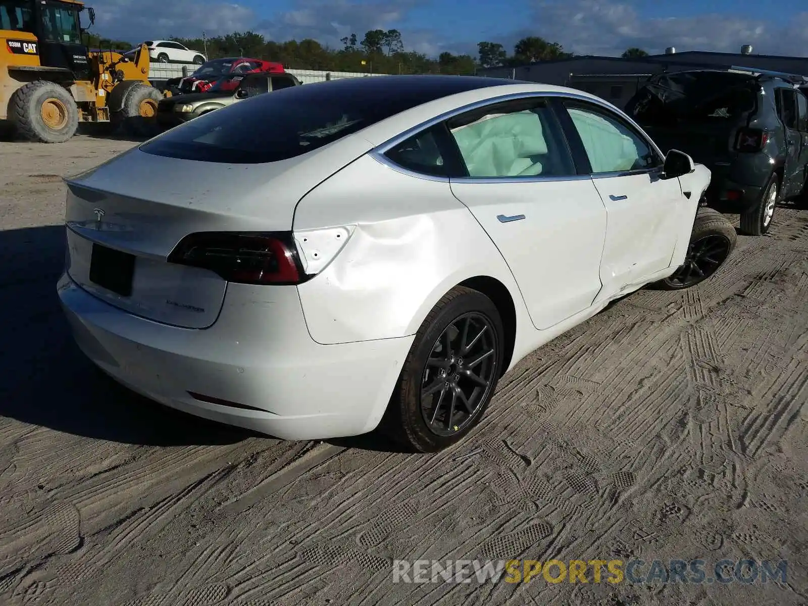 4 Photograph of a damaged car 5YJ3E1EB0KF150483 TESLA MODEL 3 2019