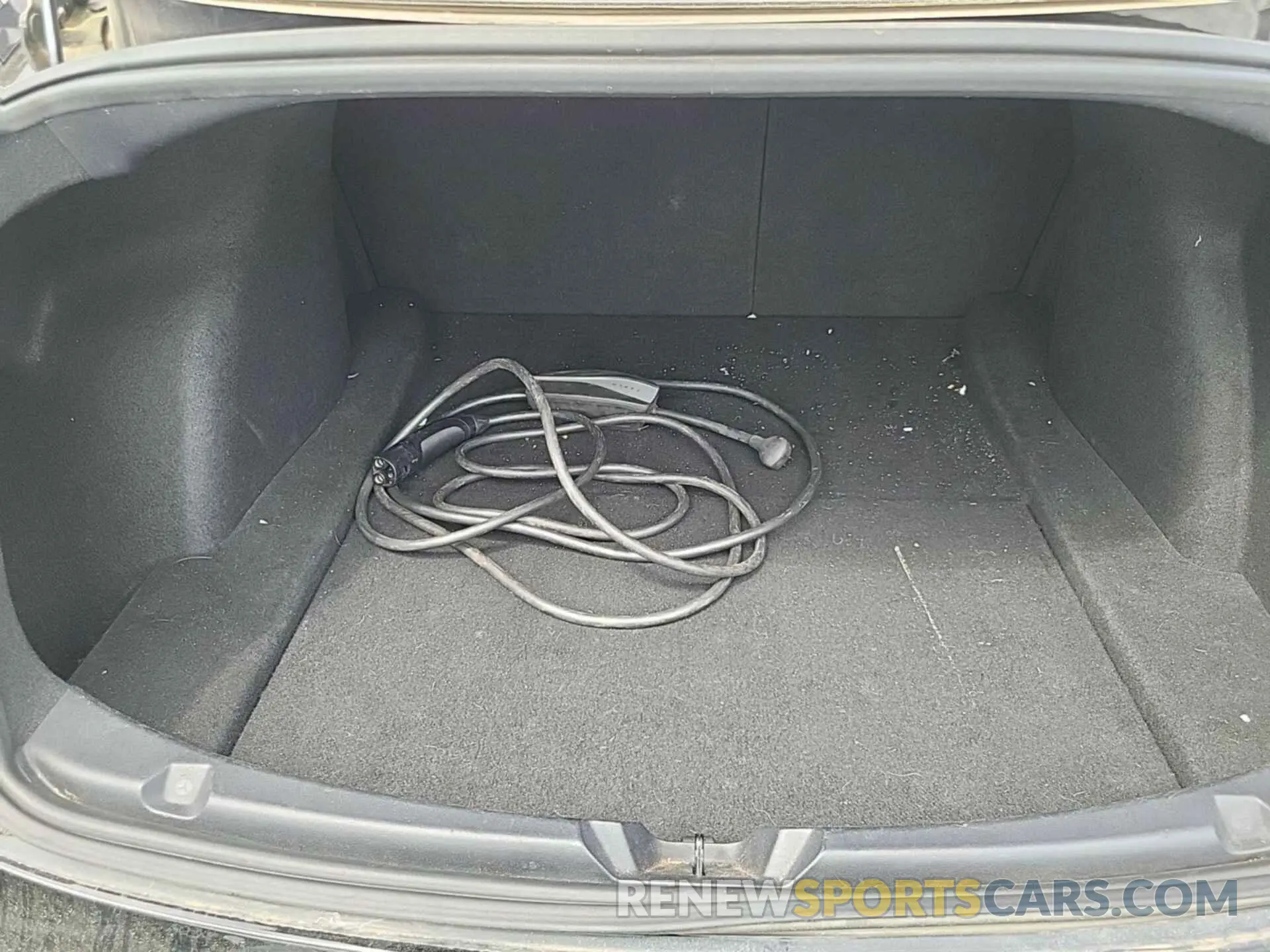 19 Photograph of a damaged car 5YJ3E1EB0KF199215 TESLA MODEL 3 2019
