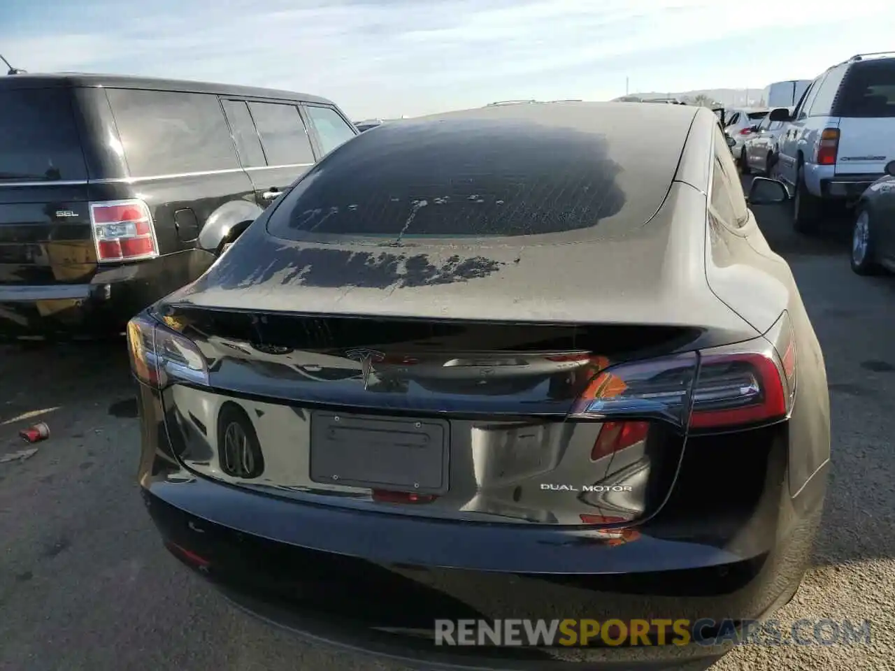 6 Photograph of a damaged car 5YJ3E1EB0KF385191 TESLA MODEL 3 2019