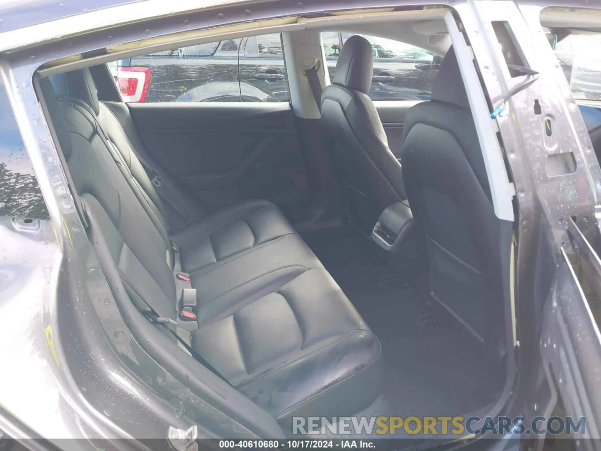 8 Photograph of a damaged car 5YJ3E1EB0KF386437 TESLA MODEL 3 2019