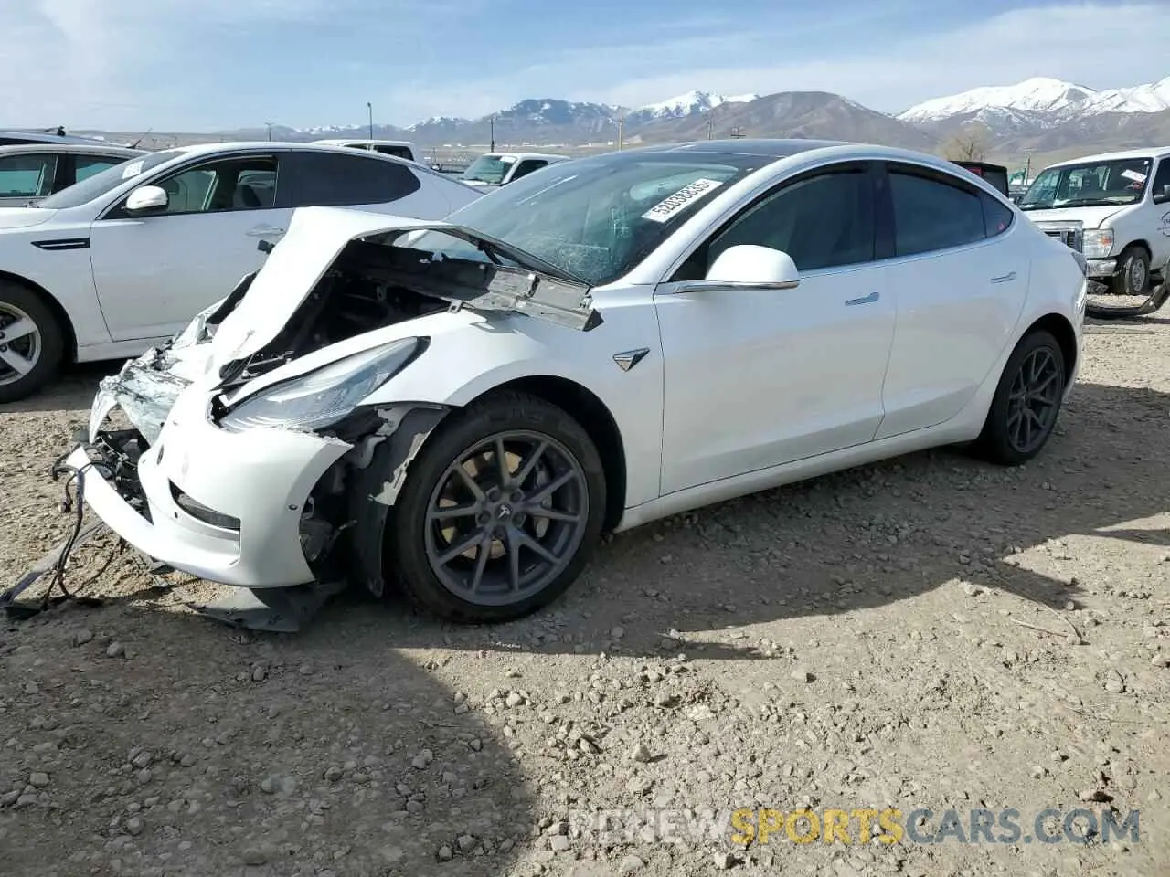 1 Photograph of a damaged car 5YJ3E1EB0KF387961 TESLA MODEL 3 2019