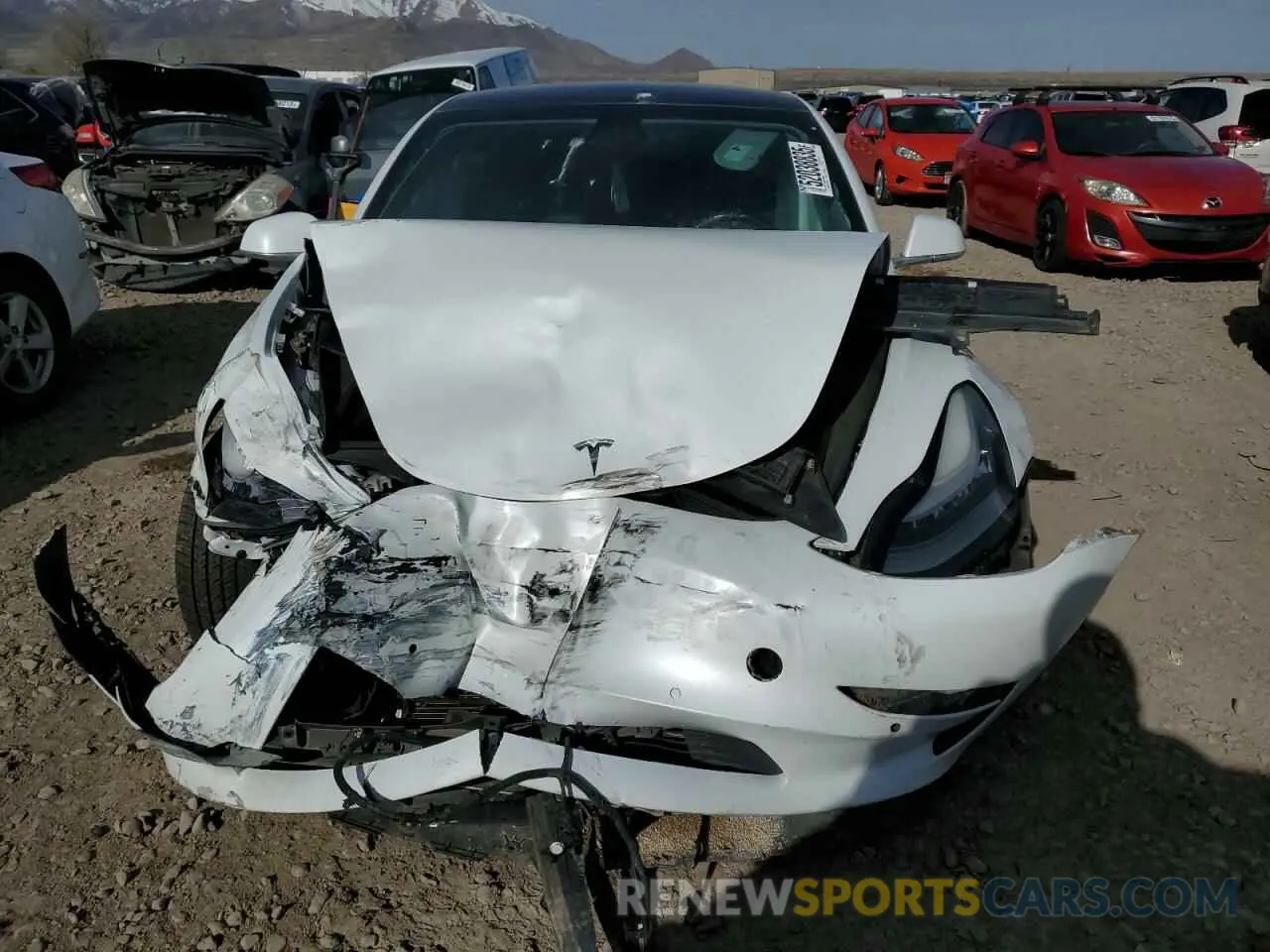 5 Photograph of a damaged car 5YJ3E1EB0KF387961 TESLA MODEL 3 2019