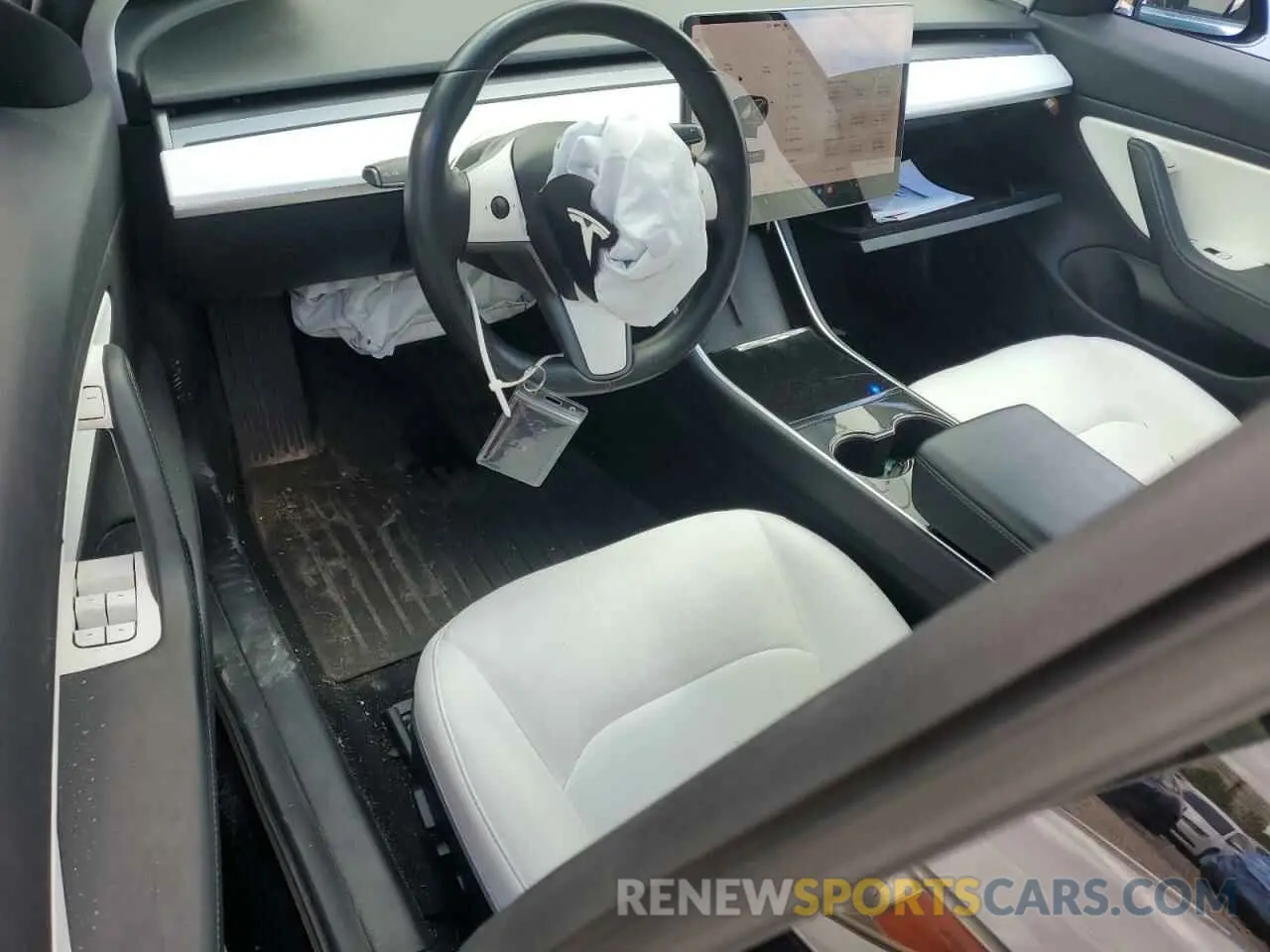 8 Photograph of a damaged car 5YJ3E1EB0KF391458 TESLA MODEL 3 2019