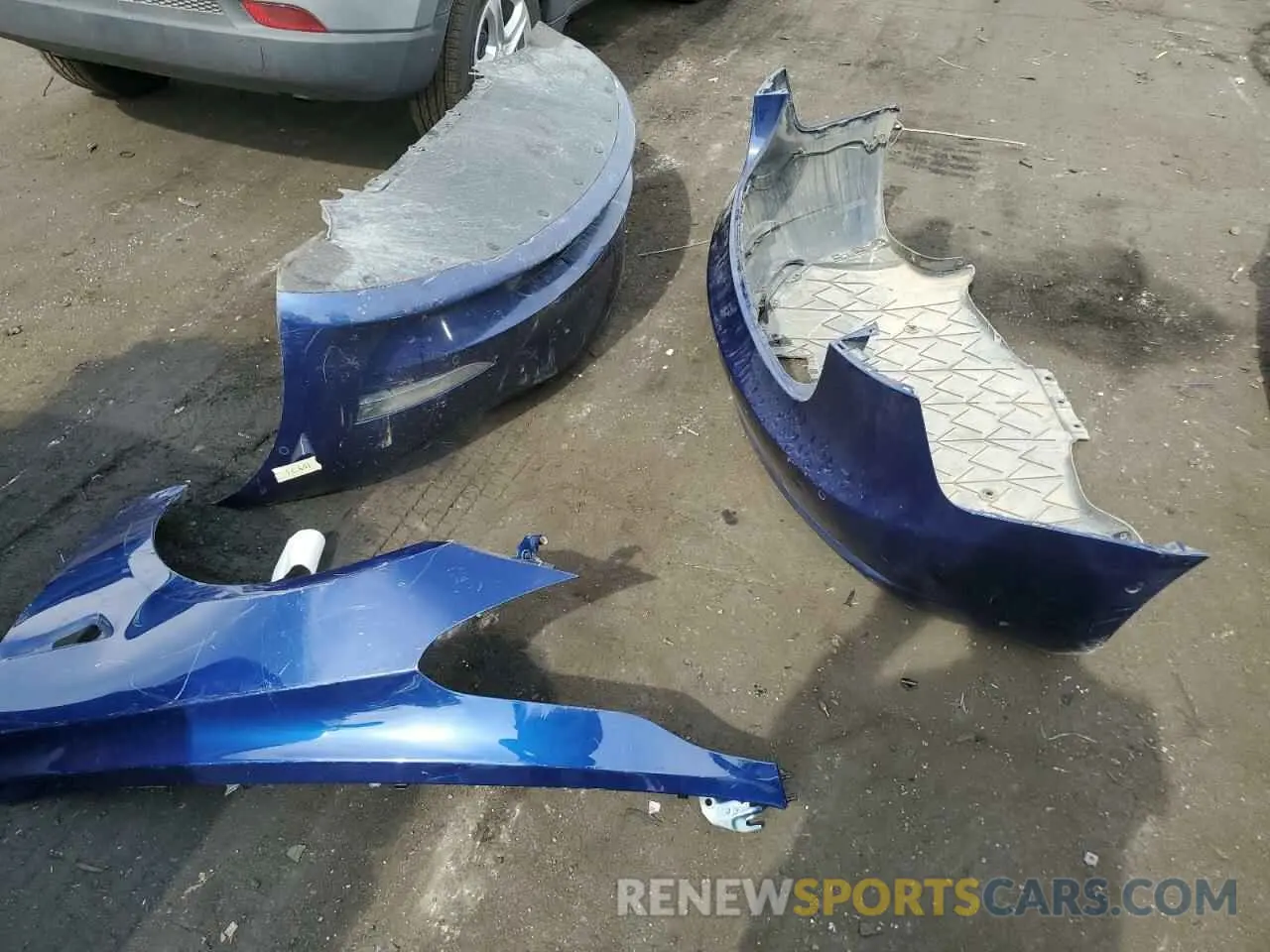 12 Photograph of a damaged car 5YJ3E1EB0KF392173 TESLA MODEL 3 2019