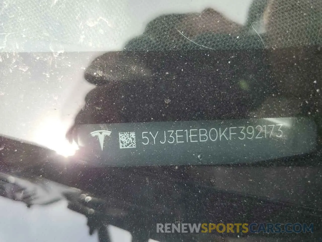 13 Photograph of a damaged car 5YJ3E1EB0KF392173 TESLA MODEL 3 2019