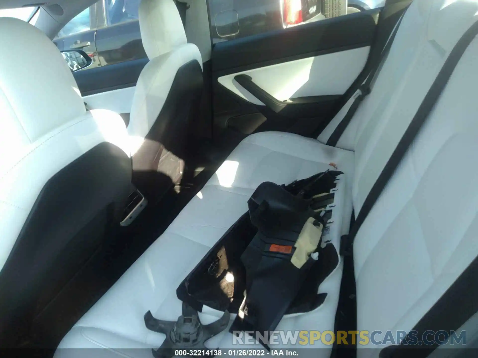 8 Photograph of a damaged car 5YJ3E1EB0KF392187 TESLA MODEL 3 2019