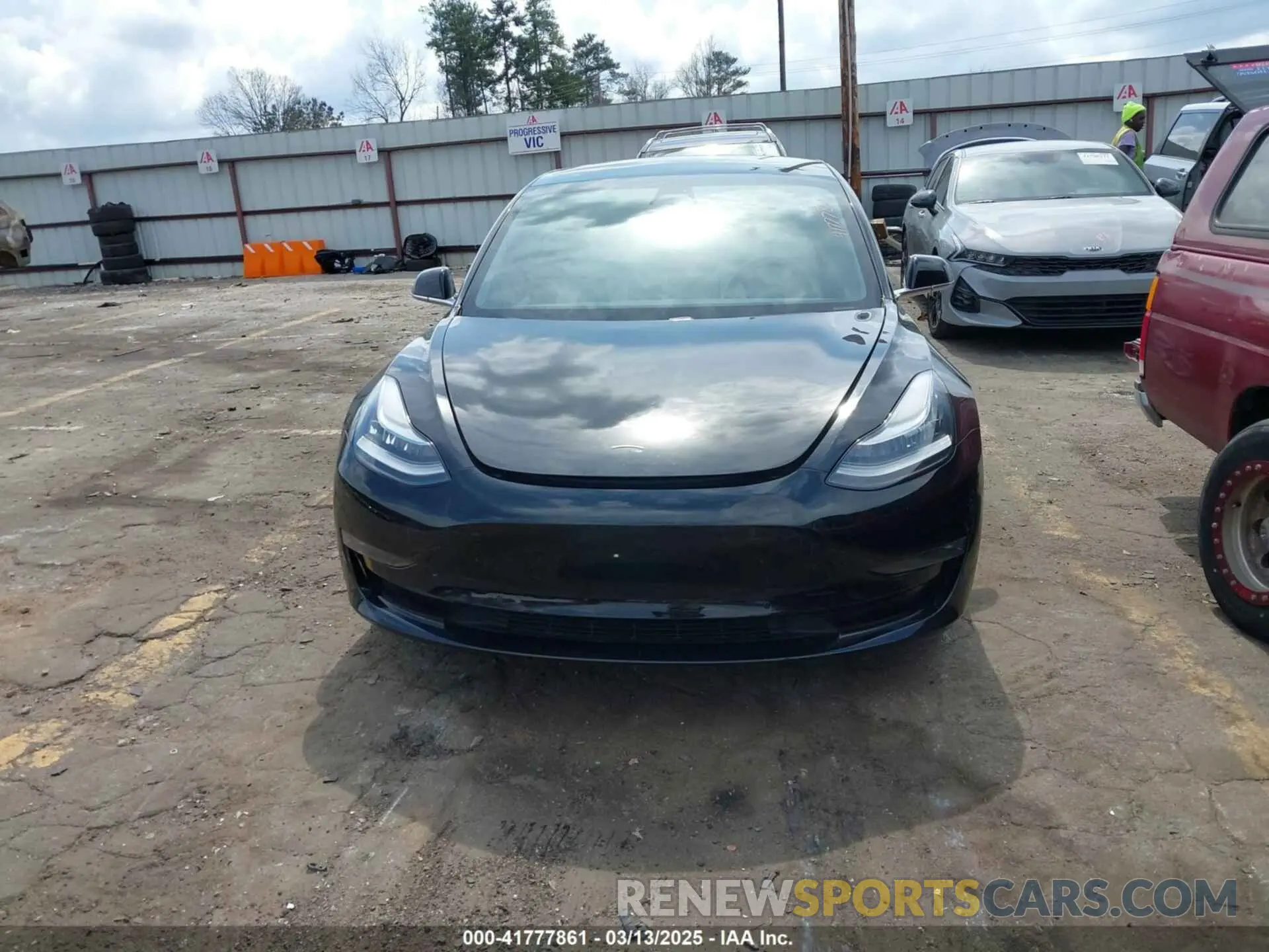 12 Photograph of a damaged car 5YJ3E1EB0KF422093 TESLA MODEL 3 2019