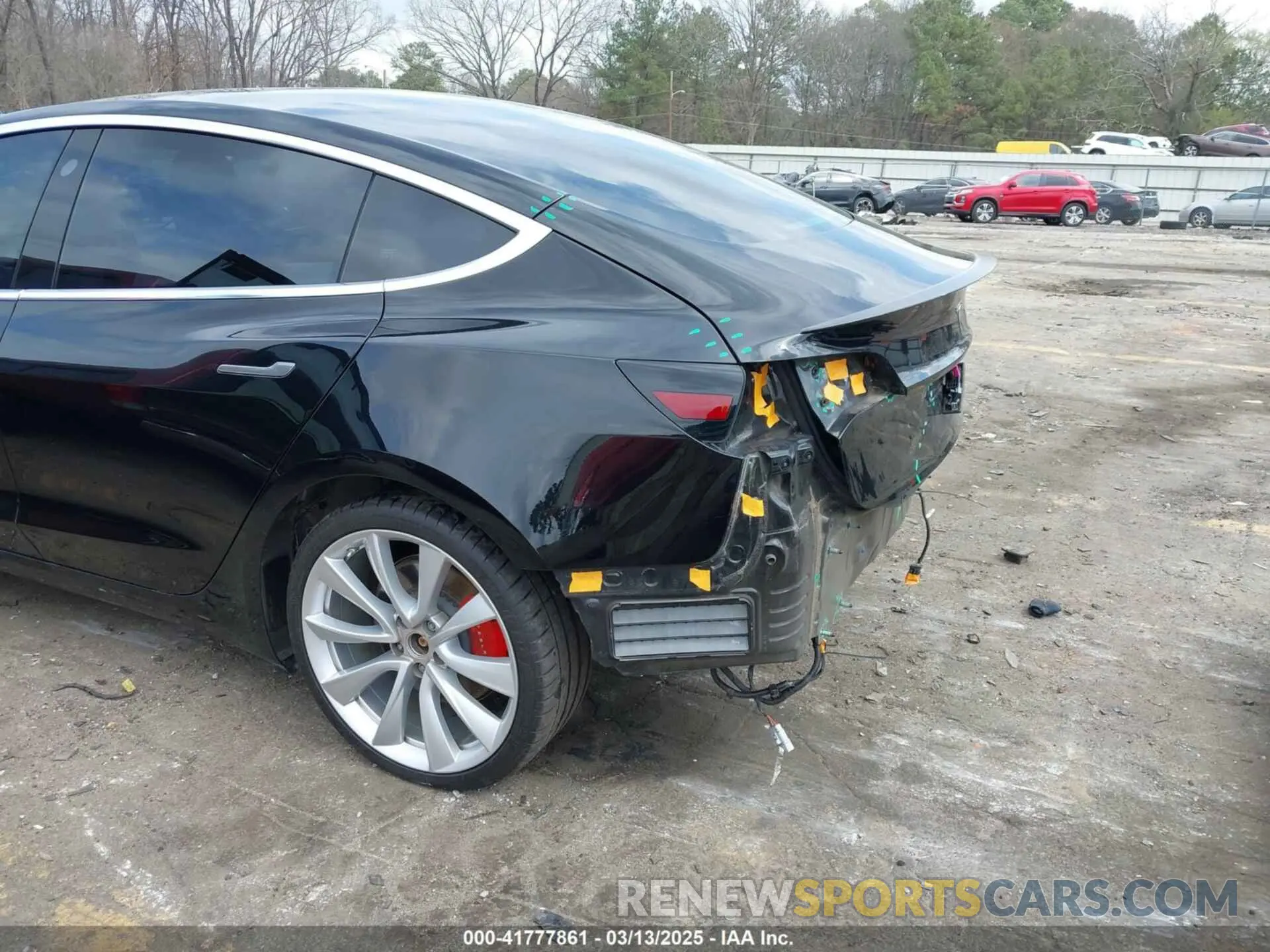 18 Photograph of a damaged car 5YJ3E1EB0KF422093 TESLA MODEL 3 2019