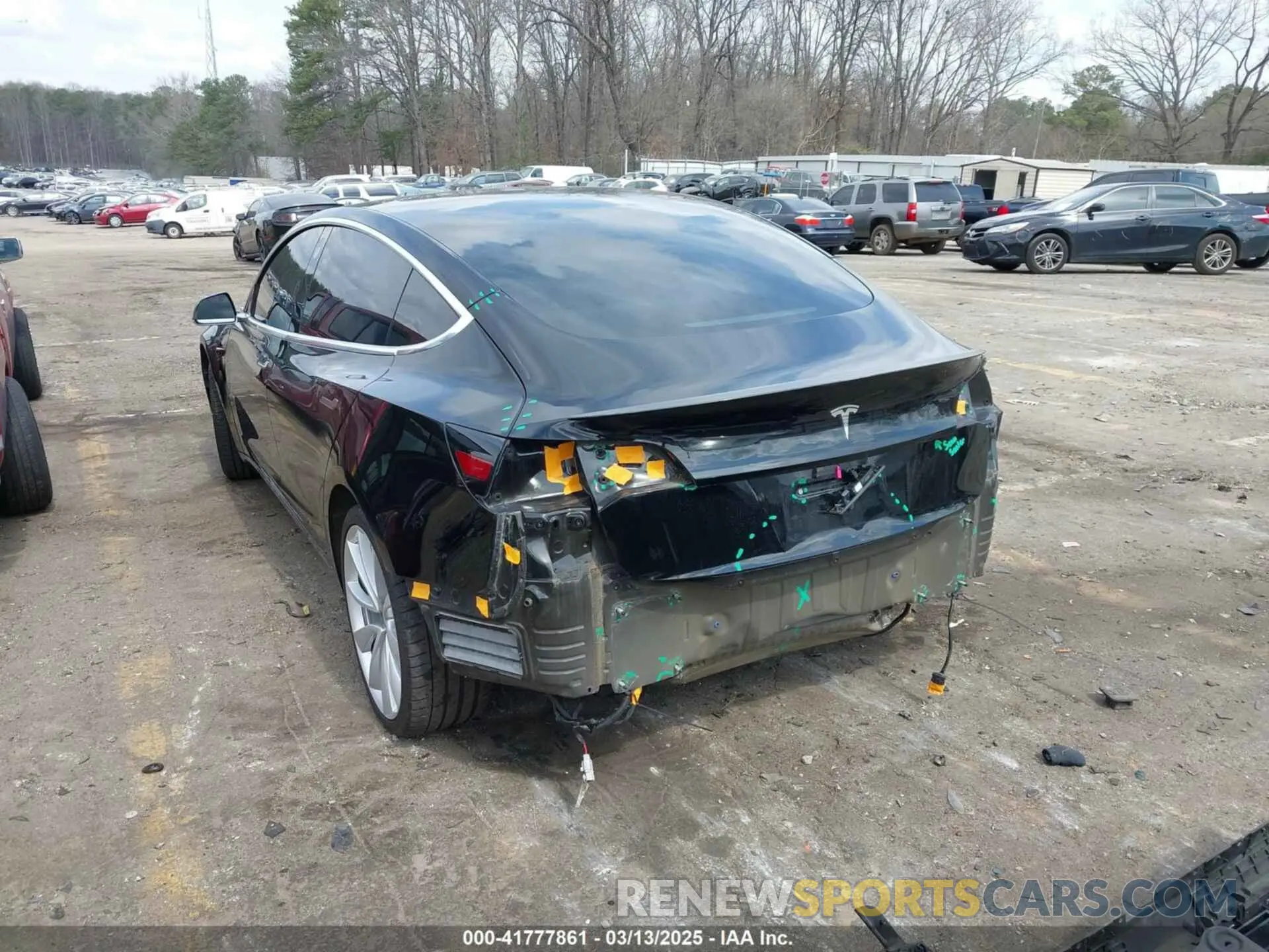 3 Photograph of a damaged car 5YJ3E1EB0KF422093 TESLA MODEL 3 2019