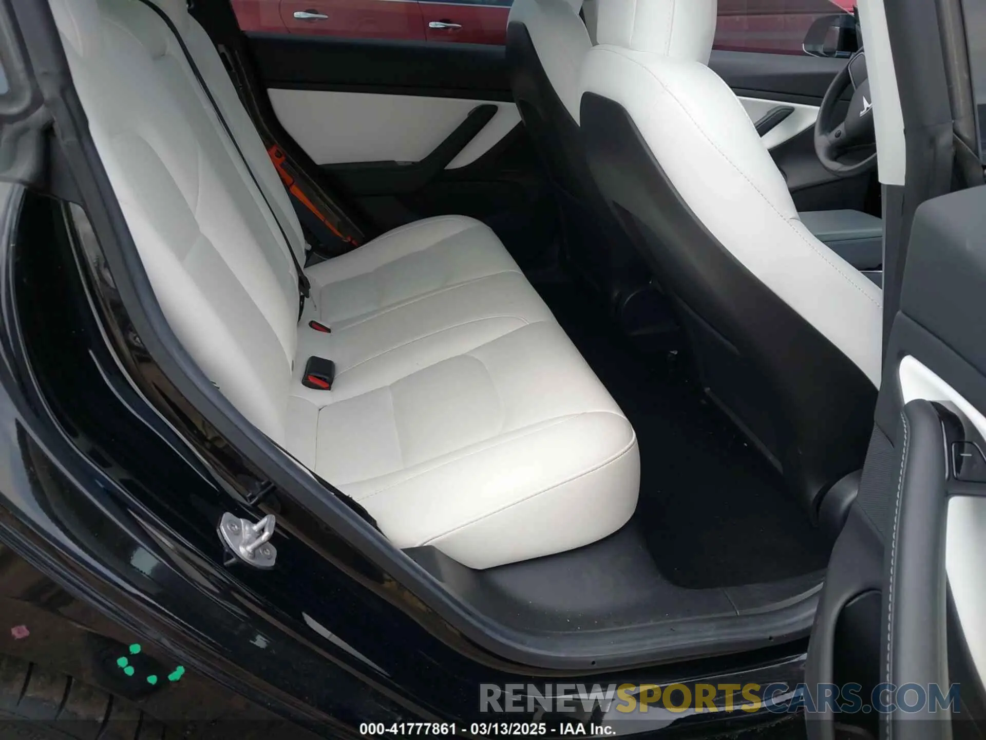 8 Photograph of a damaged car 5YJ3E1EB0KF422093 TESLA MODEL 3 2019