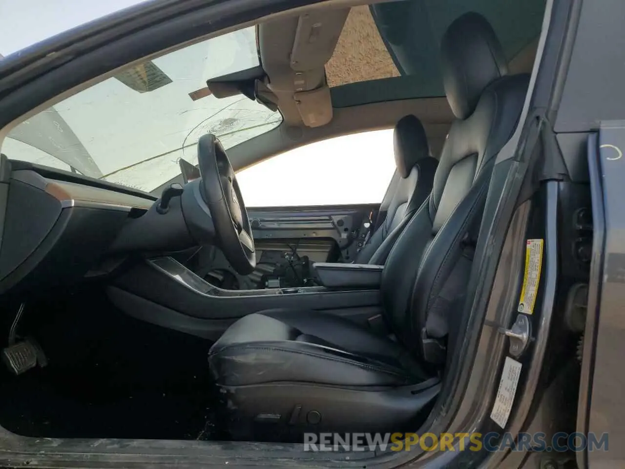 7 Photograph of a damaged car 5YJ3E1EB0KF432798 TESLA MODEL 3 2019
