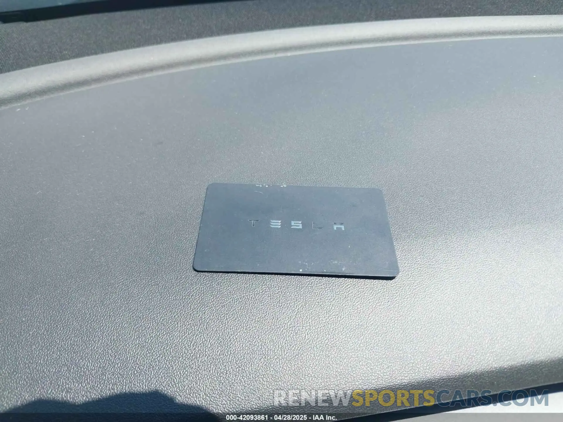 11 Photograph of a damaged car 5YJ3E1EB0KF433398 TESLA MODEL 3 2019