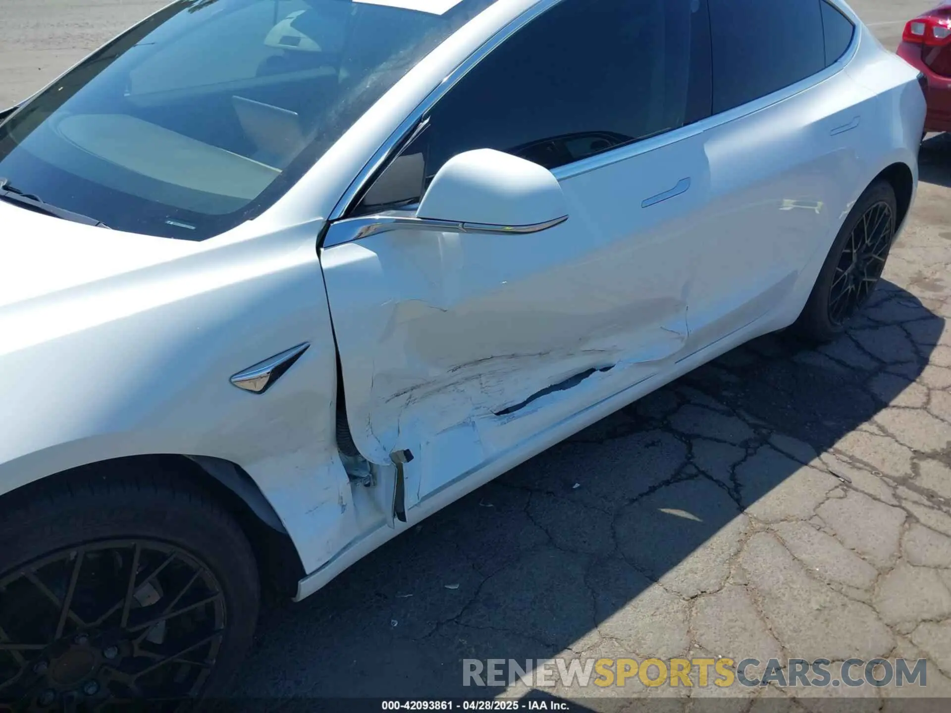 6 Photograph of a damaged car 5YJ3E1EB0KF433398 TESLA MODEL 3 2019
