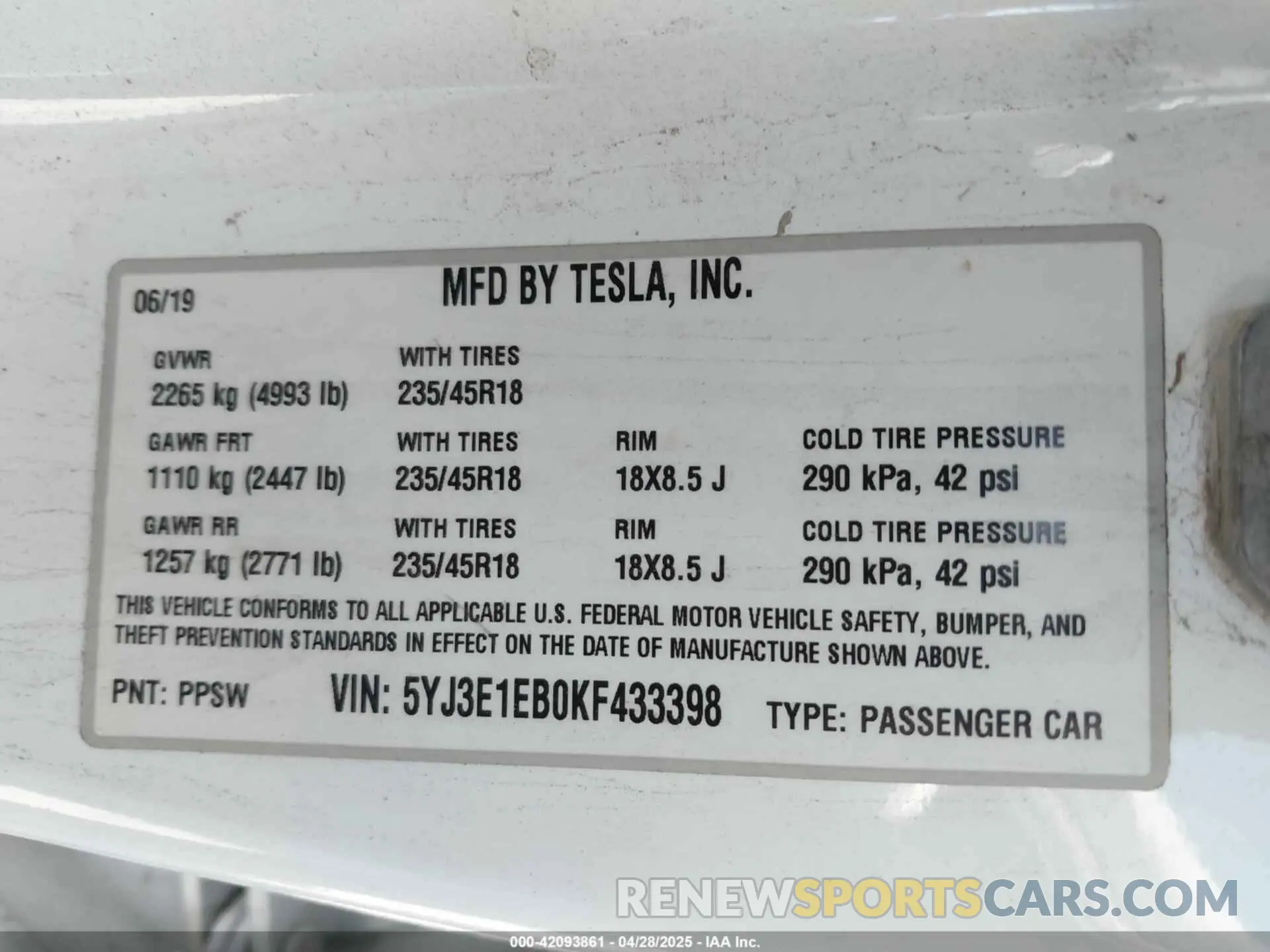 9 Photograph of a damaged car 5YJ3E1EB0KF433398 TESLA MODEL 3 2019