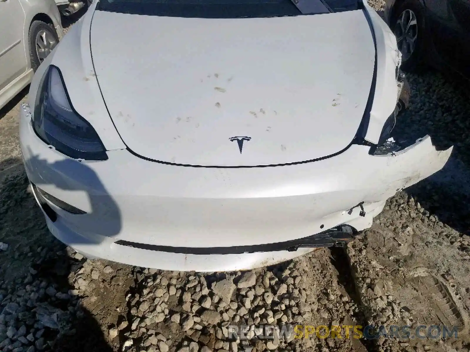 8 Photograph of a damaged car 5YJ3E1EB0KF437239 TESLA MODEL 3 2019