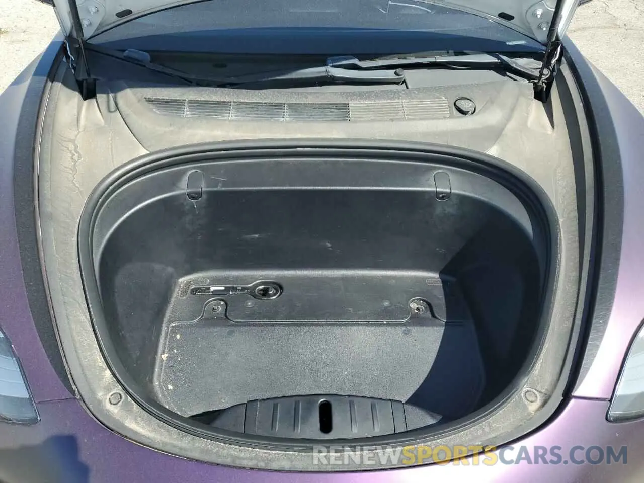 11 Photograph of a damaged car 5YJ3E1EB0KF437418 TESLA MODEL 3 2019