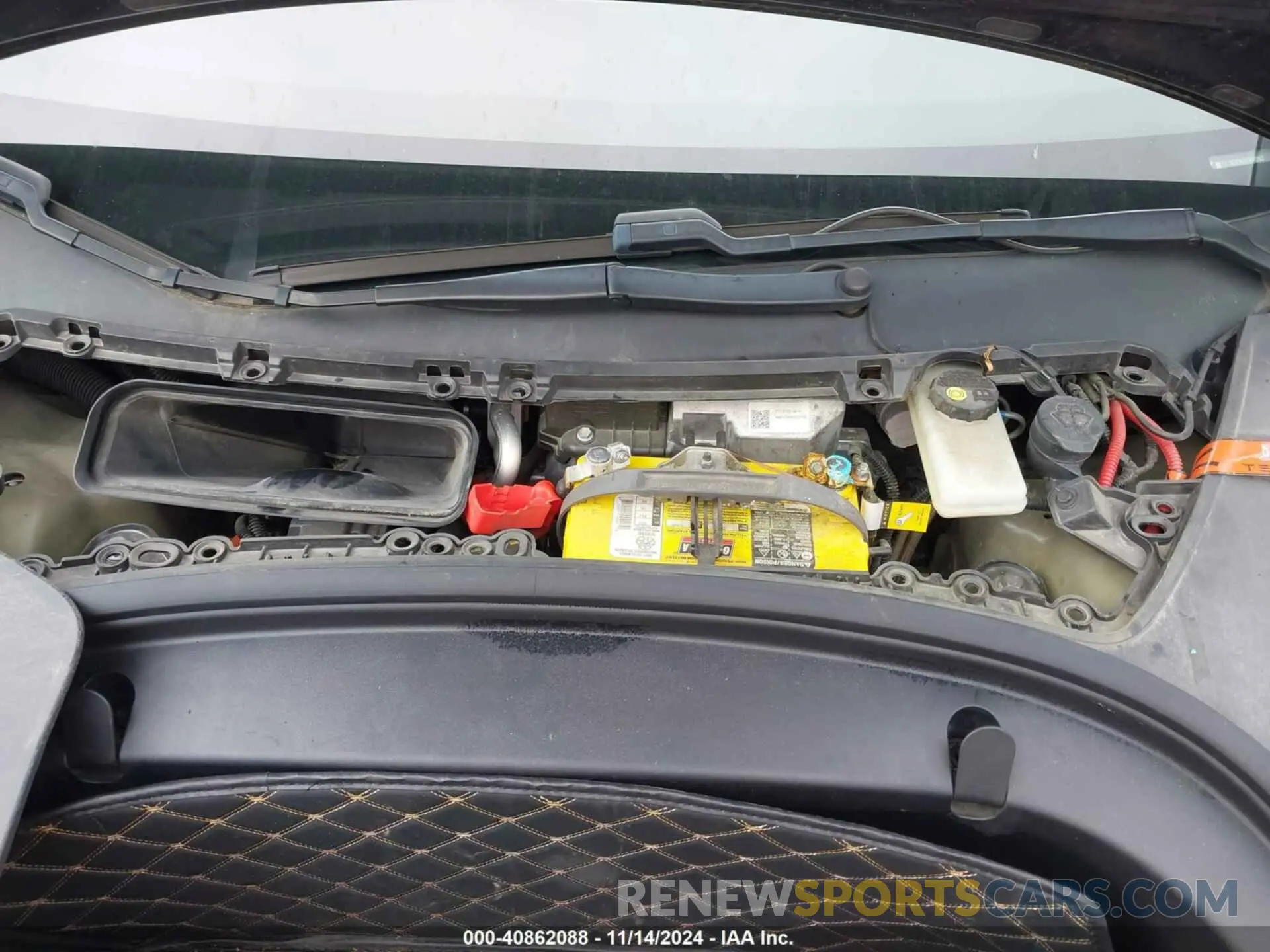 10 Photograph of a damaged car 5YJ3E1EB0KF441260 TESLA MODEL 3 2019