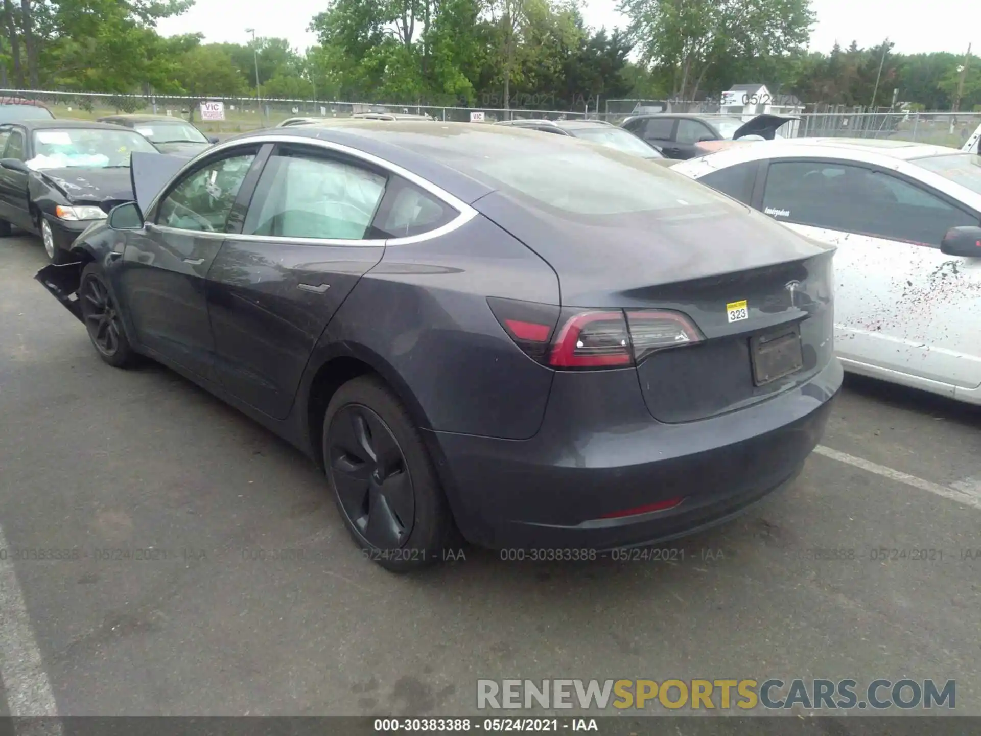 3 Photograph of a damaged car 5YJ3E1EB0KF452260 TESLA MODEL 3 2019