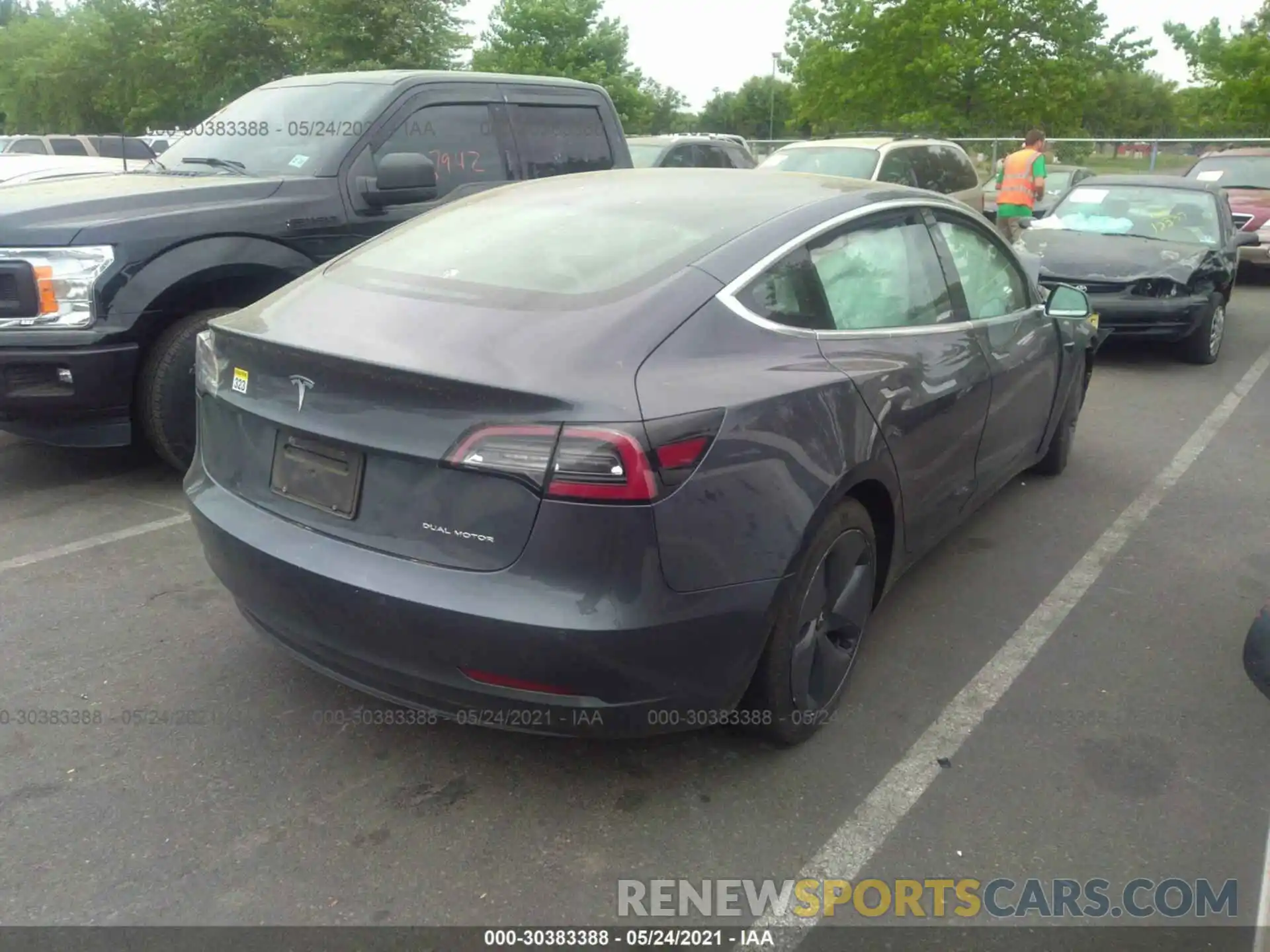 4 Photograph of a damaged car 5YJ3E1EB0KF452260 TESLA MODEL 3 2019