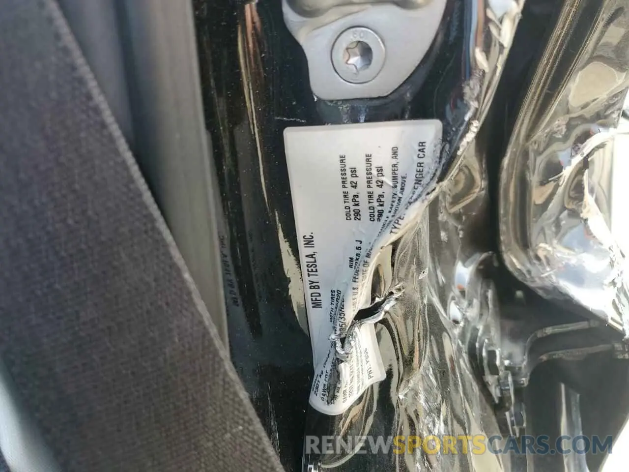 14 Photograph of a damaged car 5YJ3E1EB0KF487218 TESLA MODEL 3 2019